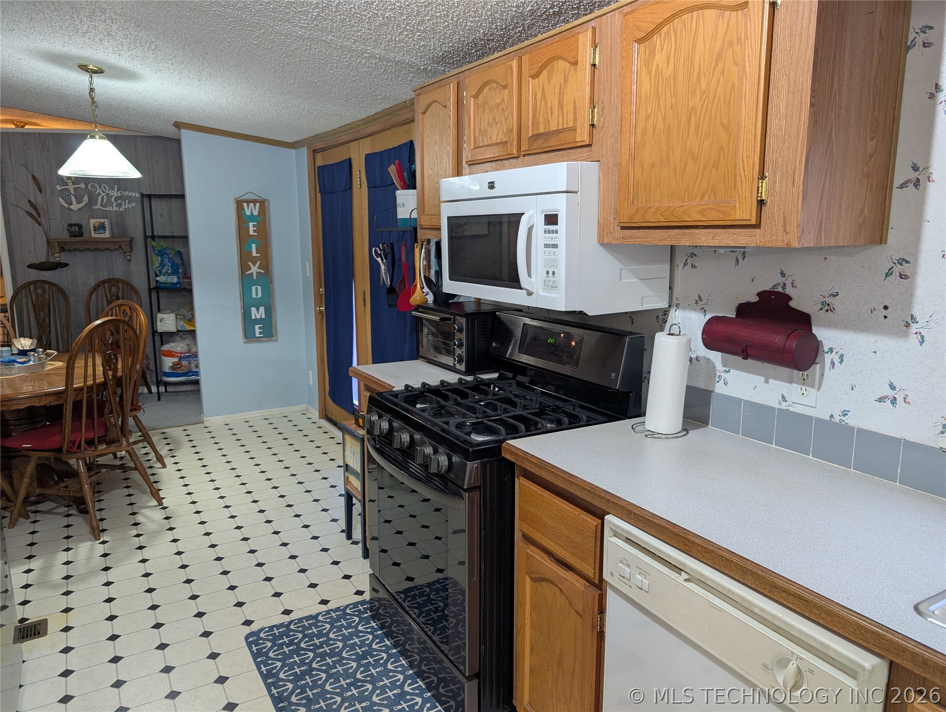 421189 E 1148 Road Property Photo 30