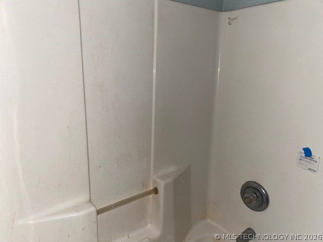 4314 W Broadway Street Property Photo 8