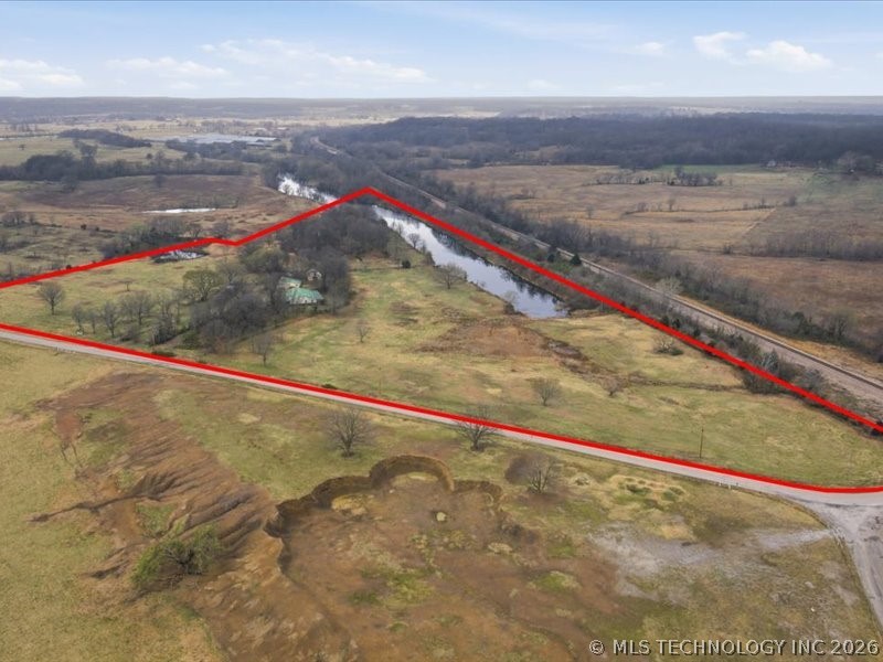 3216 S 4300 Road Property Photo 3