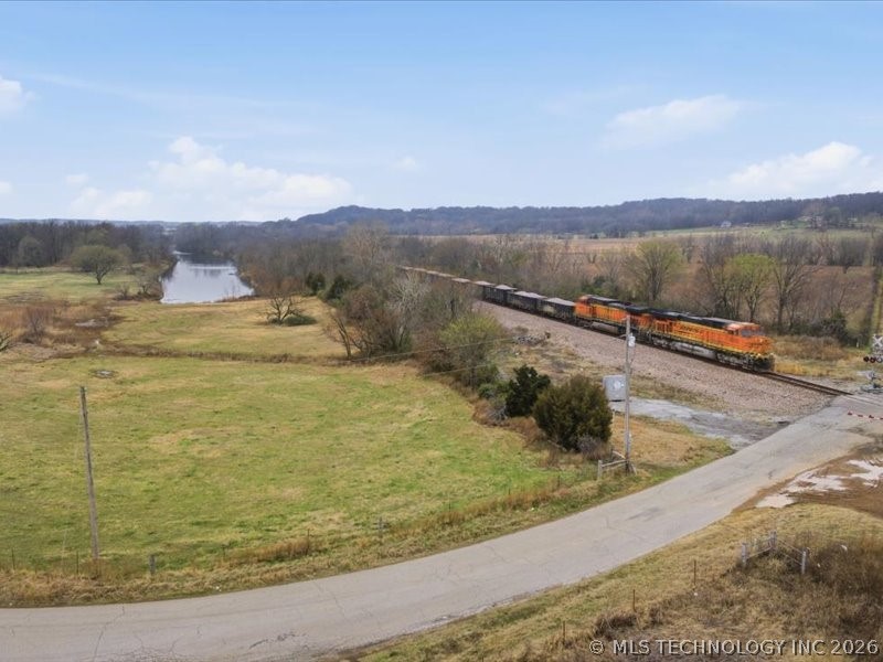 3216 S 4300 Road Property Photo 10