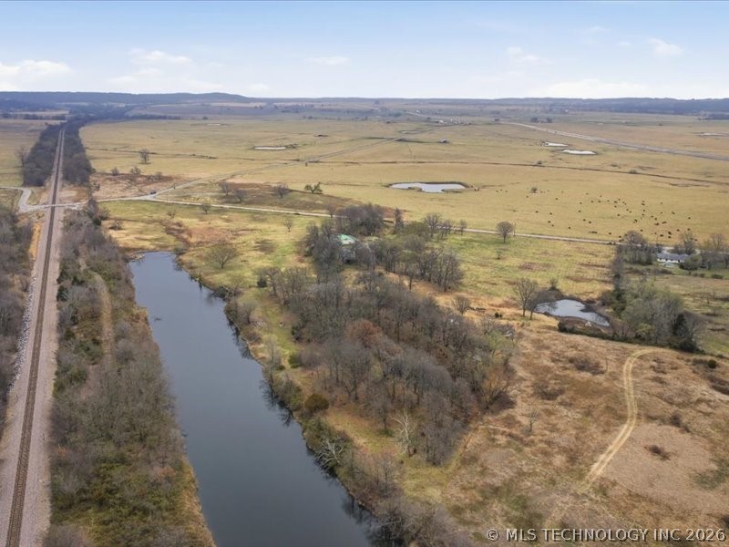 3216 S 4300 Road Property Photo 15