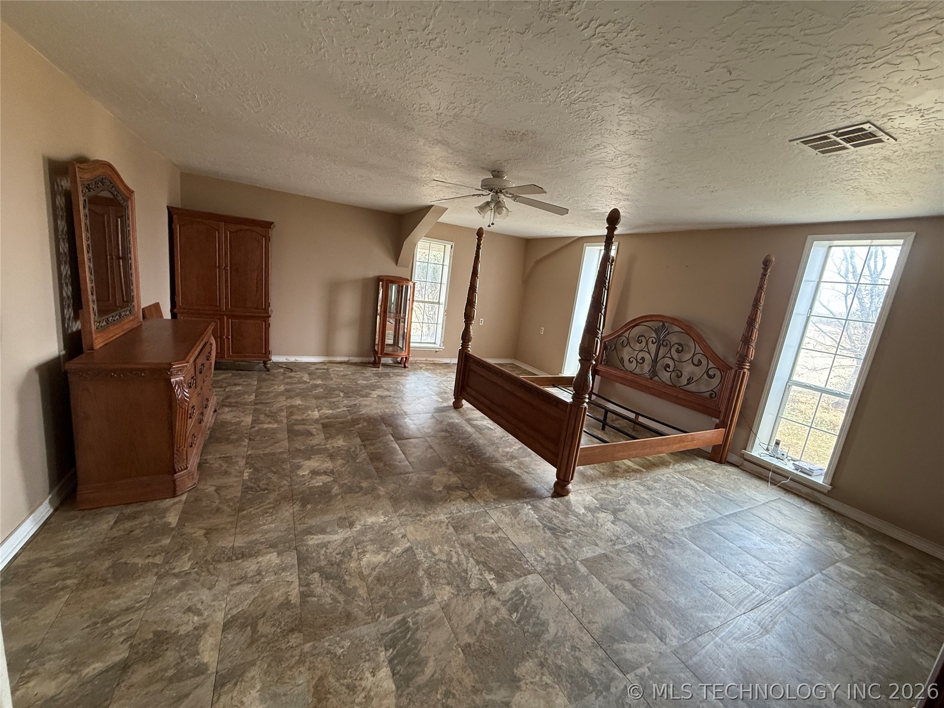 3216 S 4300 Road Property Photo 35