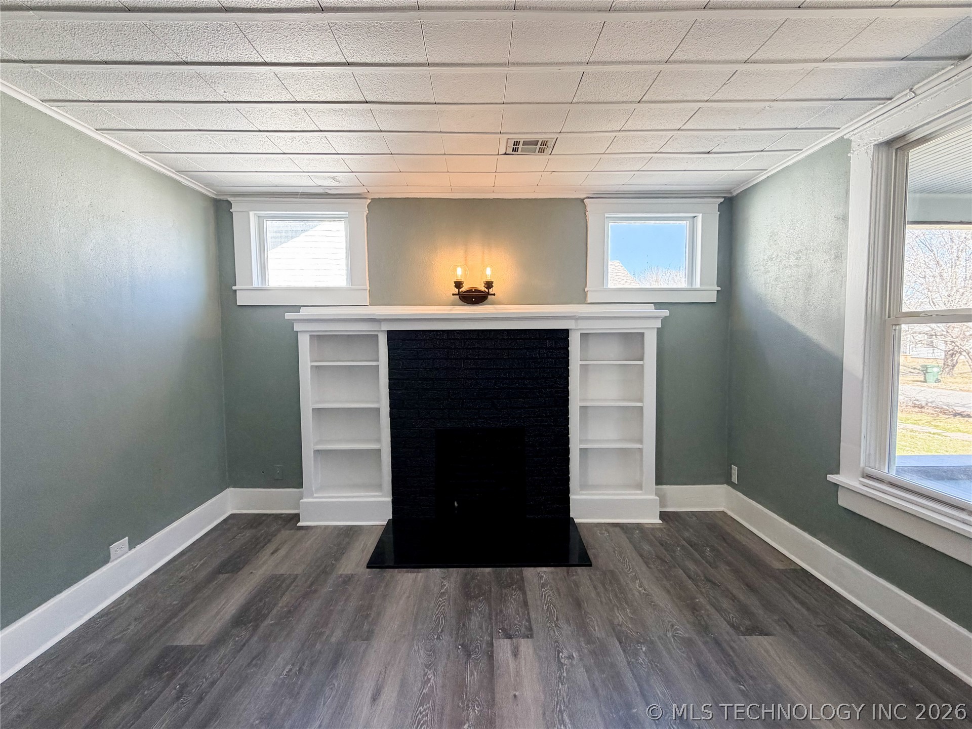 1305 Cherry Street Property Photo 4