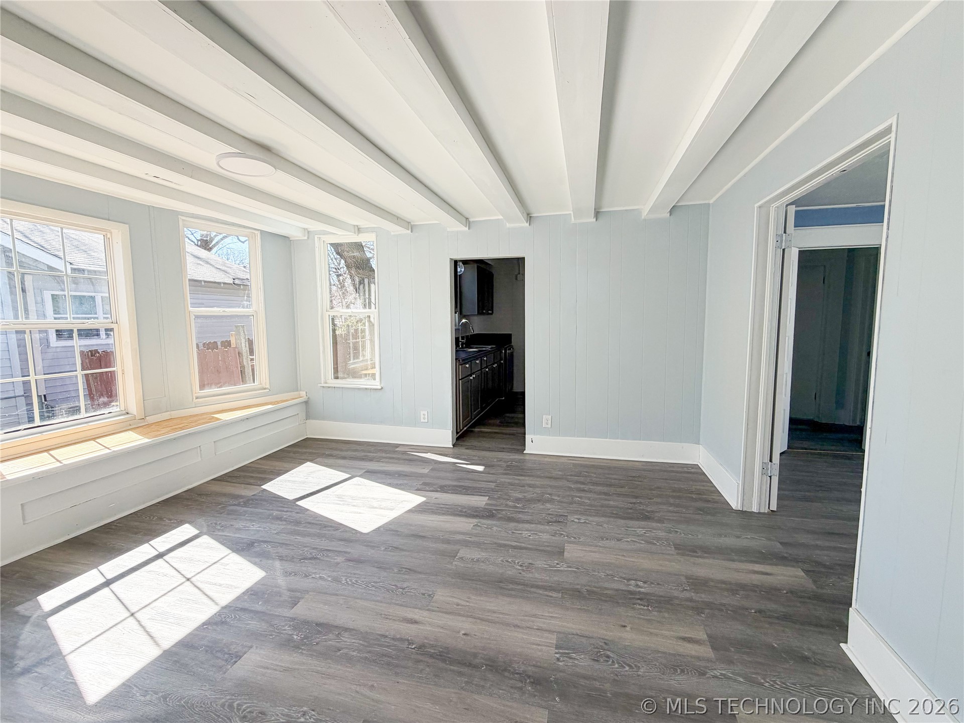 1305 Cherry Street Property Photo 6