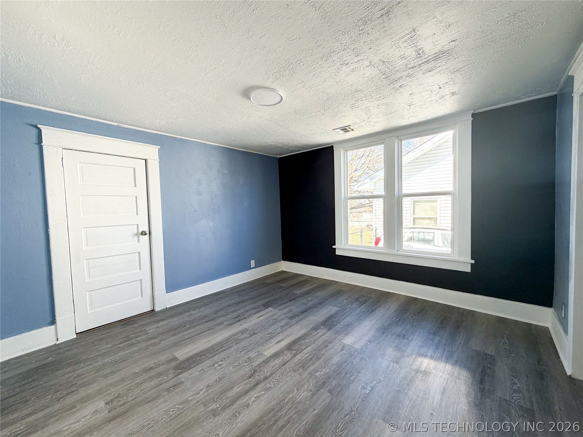 1305 Cherry Street Property Photo 10