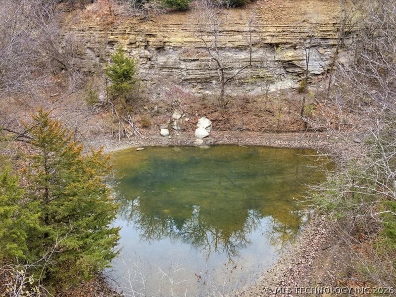 14261 E 425 Road Property Photo 5