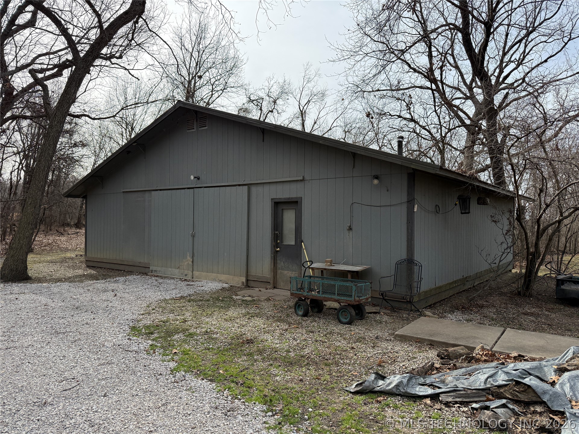 14261 E 425 Road Property Photo 10