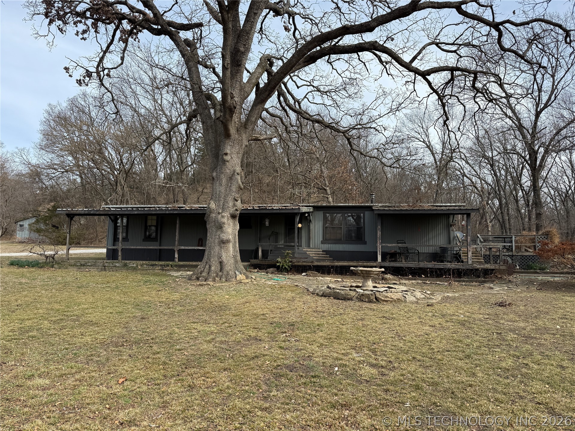 14261 E 425 Road Property Photo 17