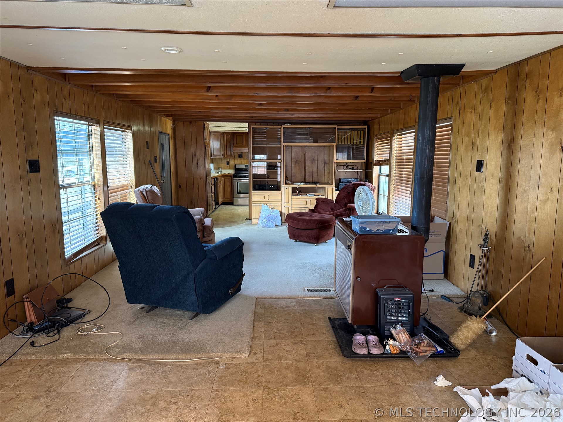 14261 E 425 Road Property Photo 18