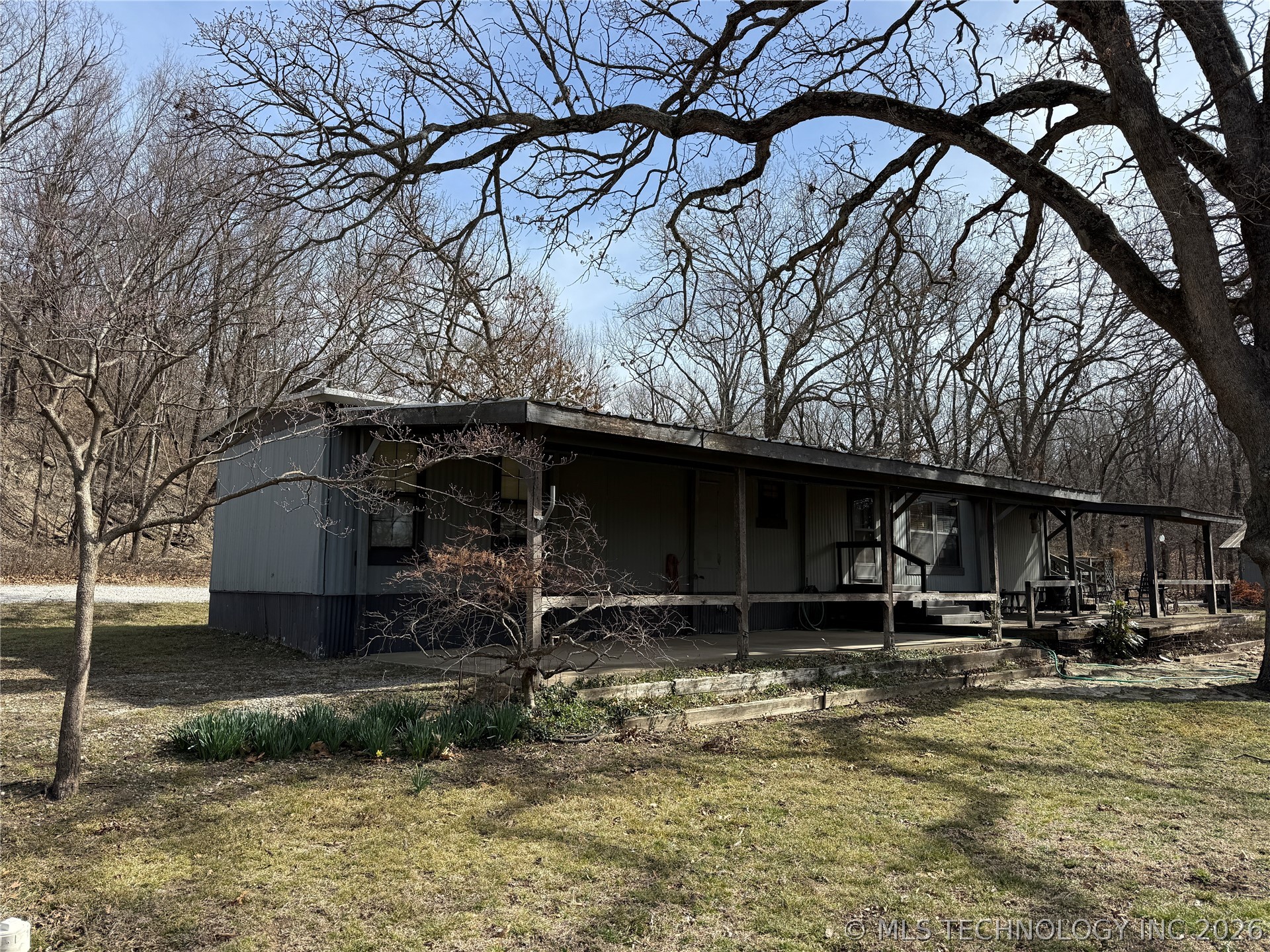 14261 E 425 Road Property Photo 28