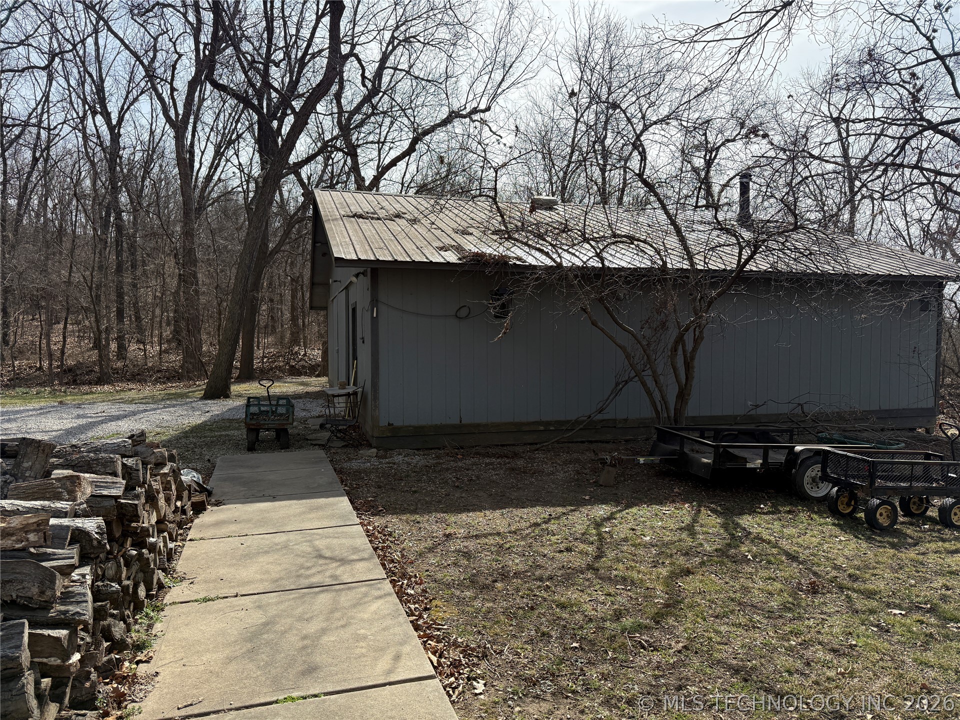 14261 E 425 Road Property Photo 35