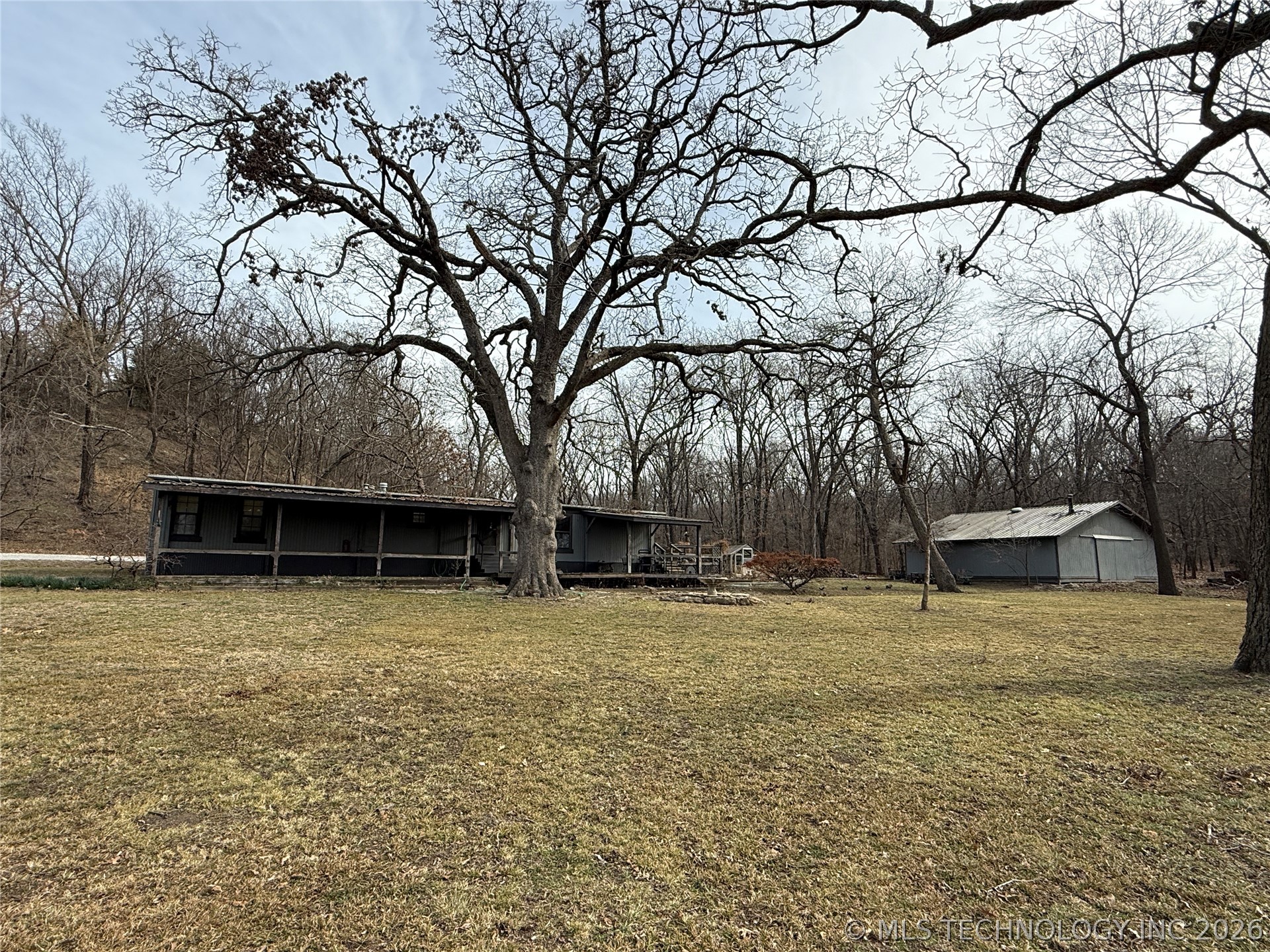 14261 E 425 Road Property Photo 37