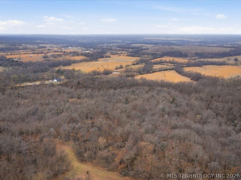 14261 E 425 Road Property Photo 43