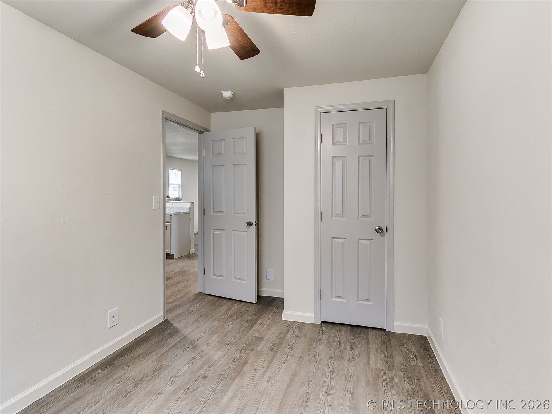 2320 N Atlanta Place Property Photo 23