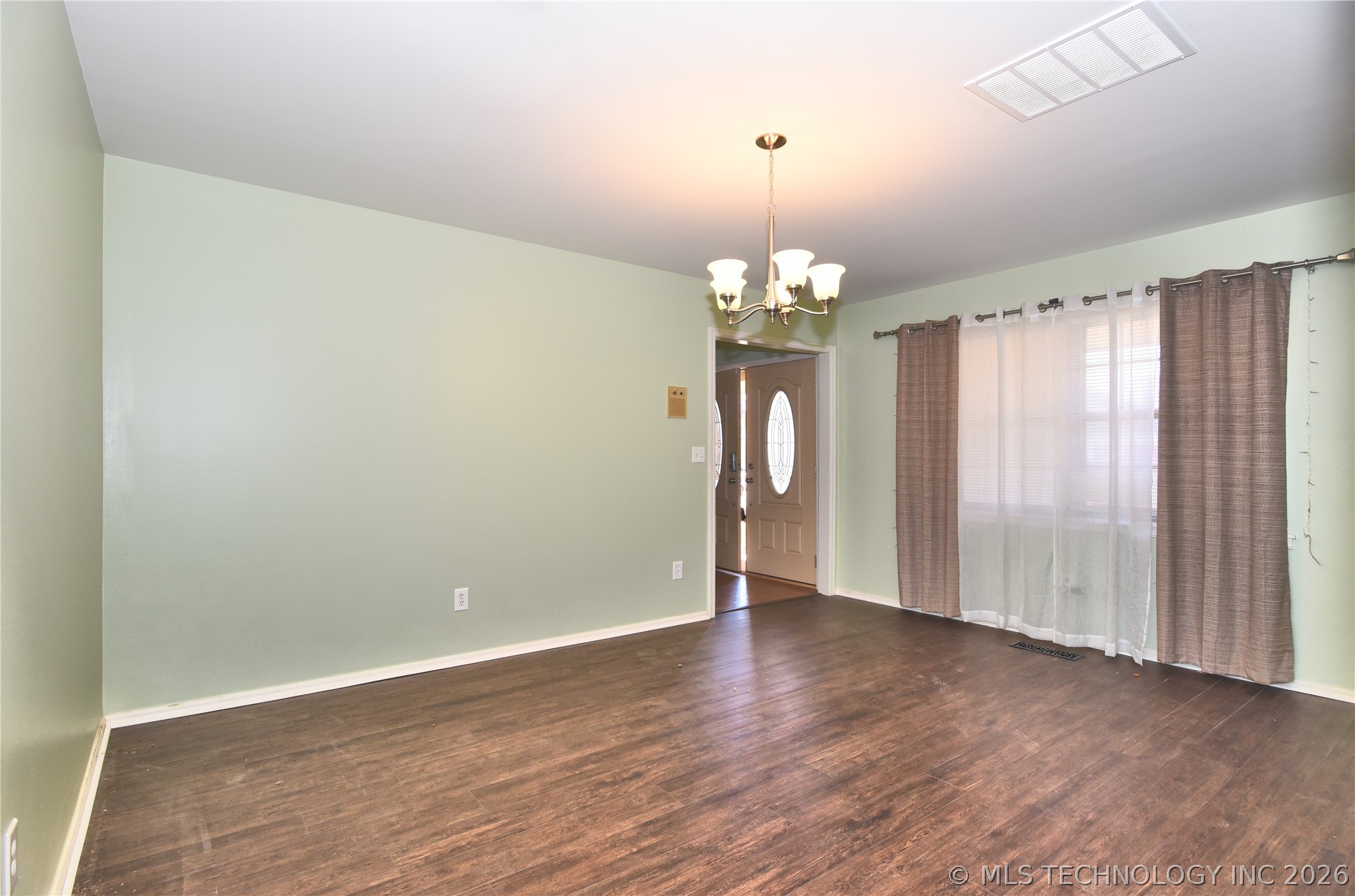 7011 E 52nd Place Property Photo 5