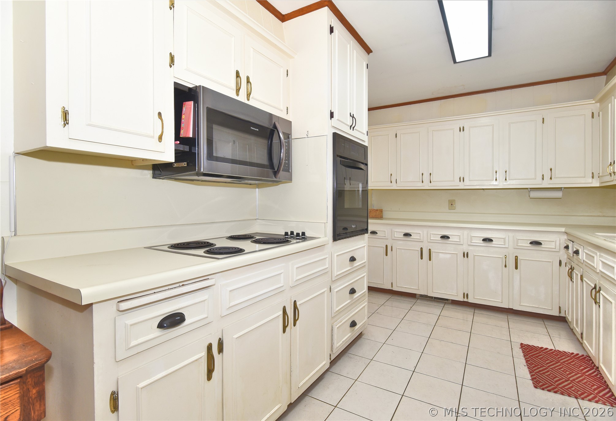 7011 E 52nd Place Property Photo 13