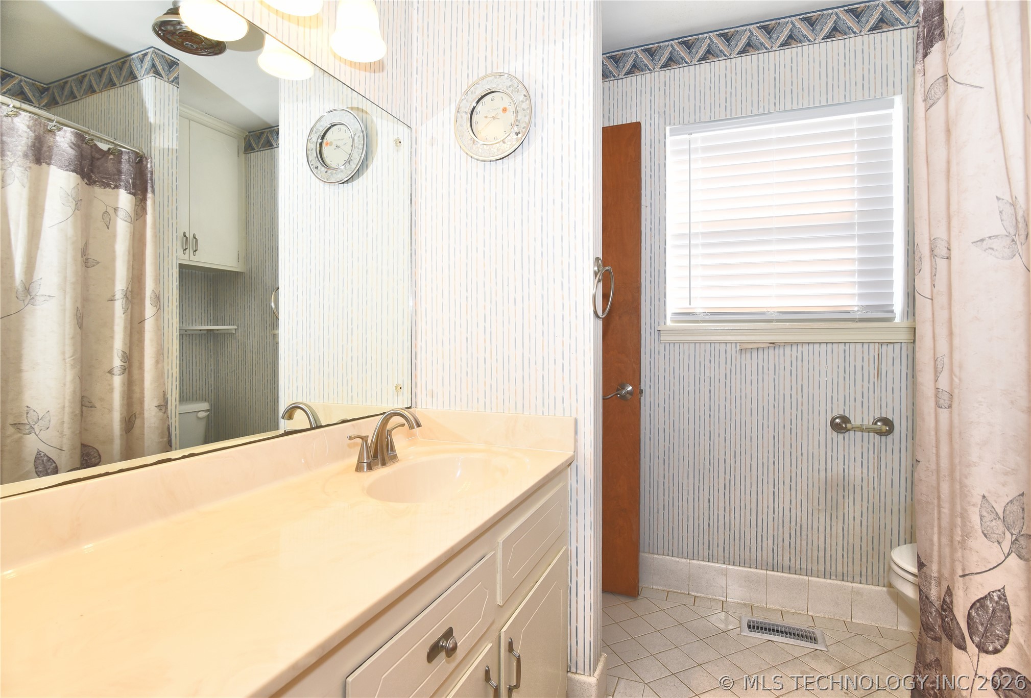 7011 E 52nd Place Property Photo 22