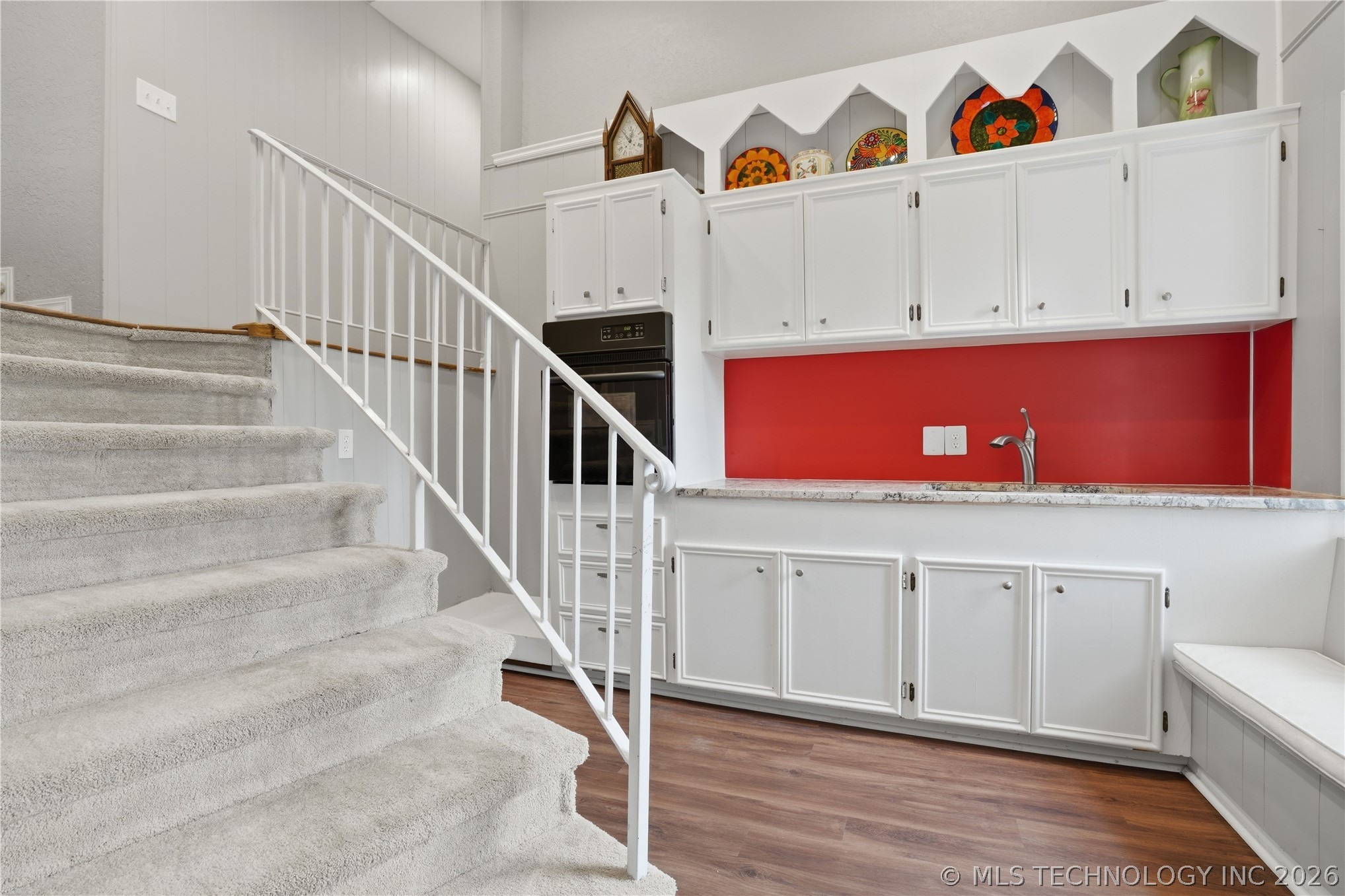 140 W Taylor Drive Property Photo 57