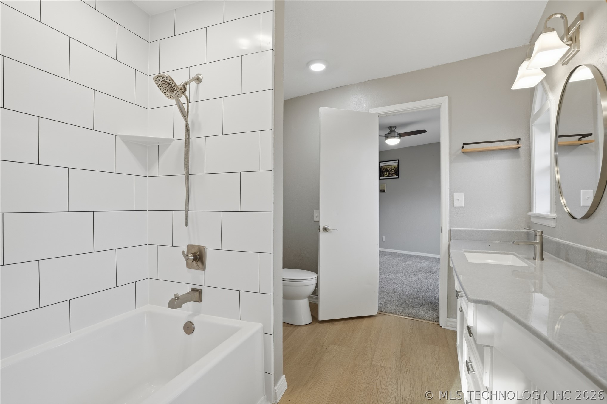 140 W Taylor Drive Property Photo 68