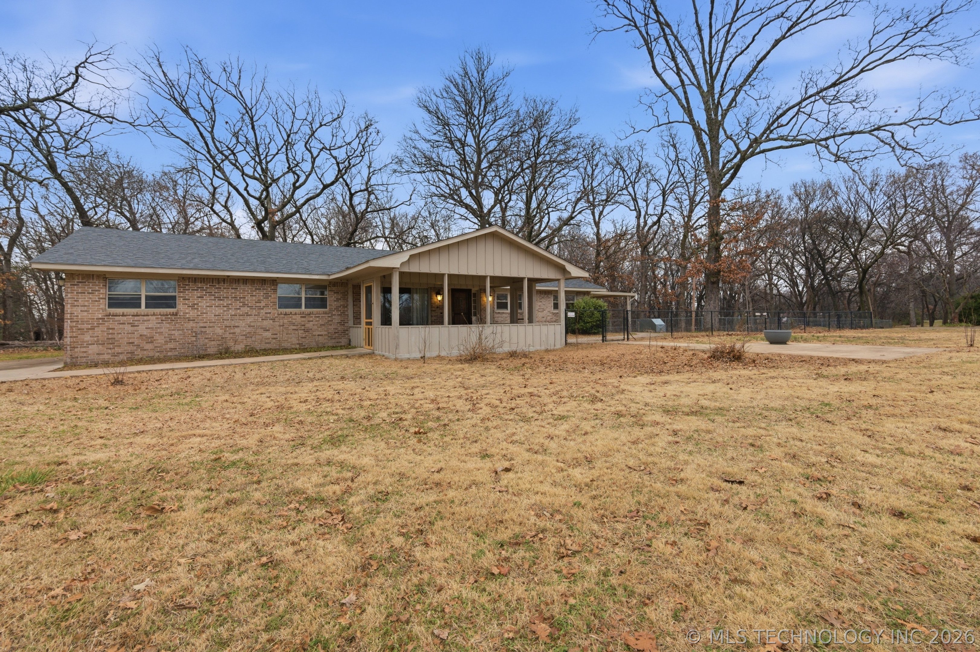 1561 63rd Street Property Photo 4