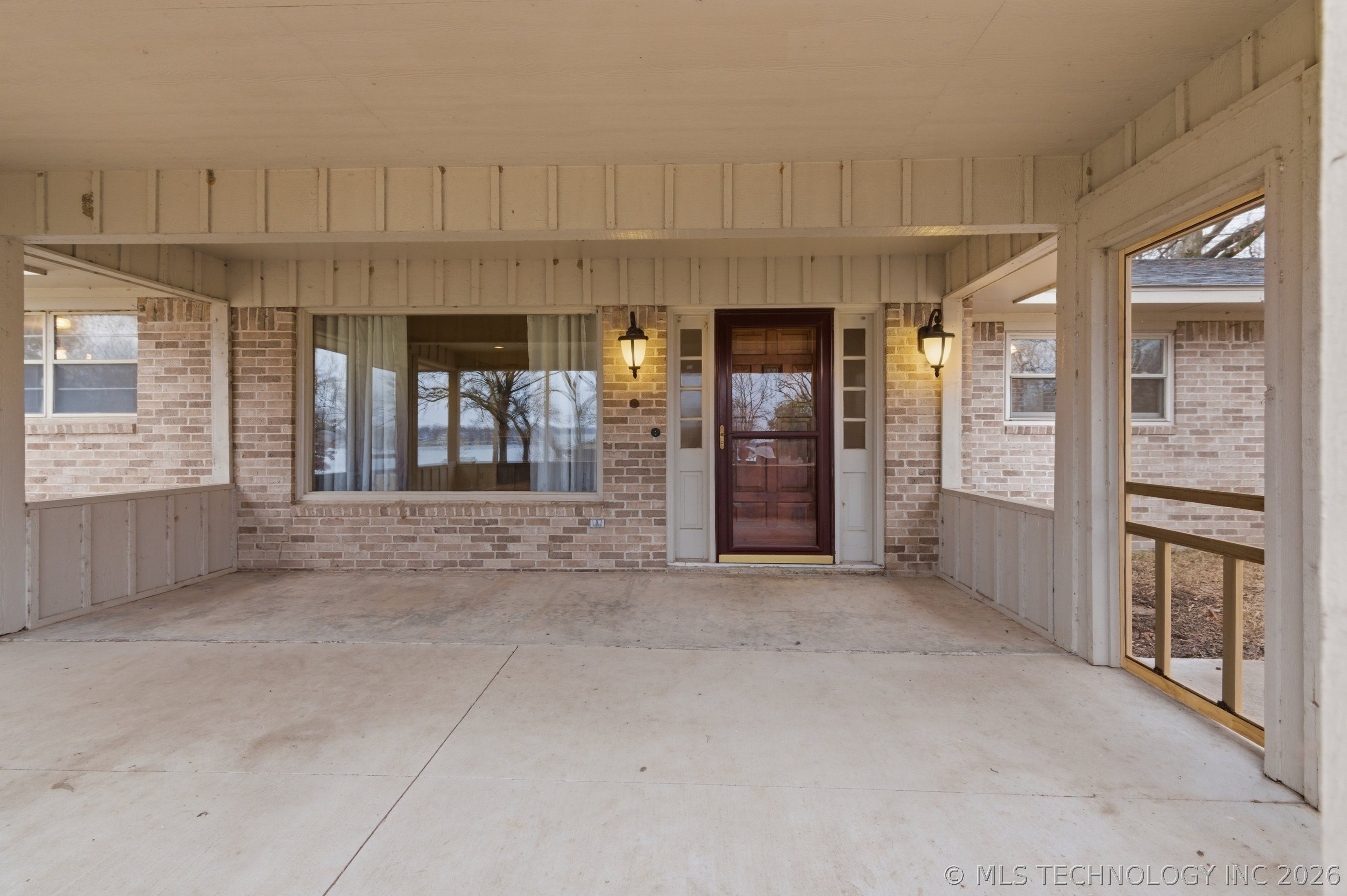 1561 63rd Street Property Photo 5