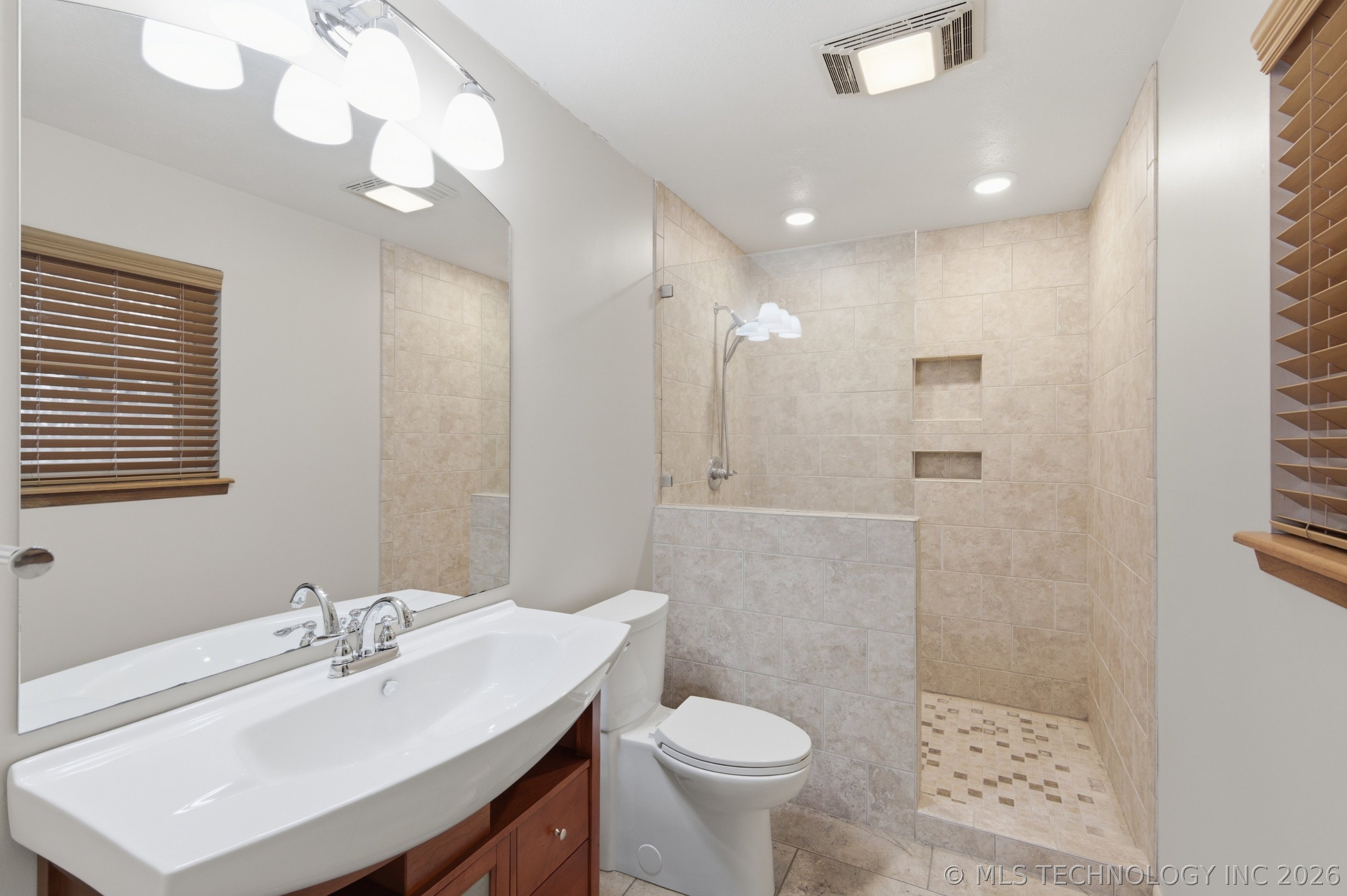 1561 63rd Street Property Photo 18