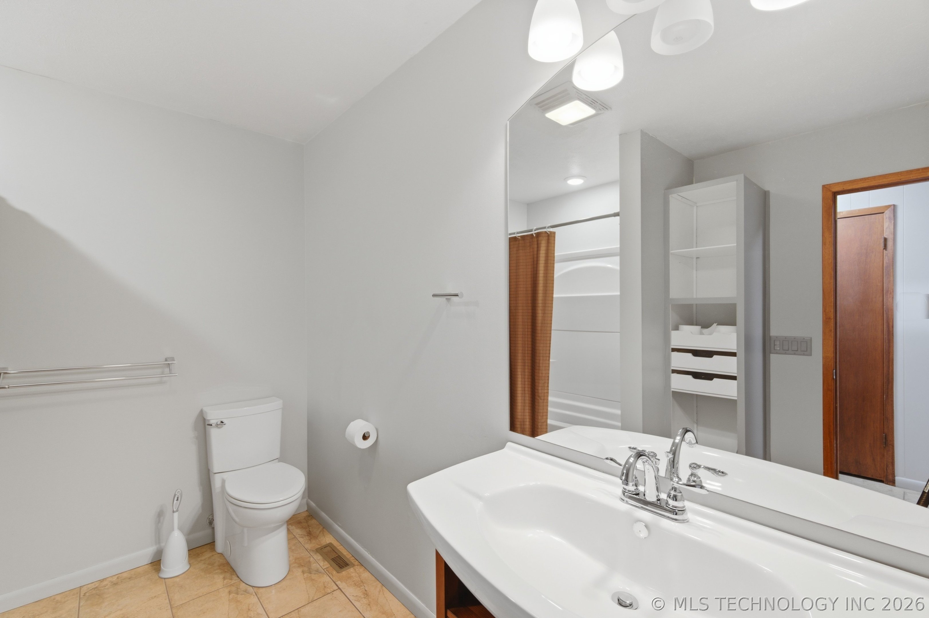 1561 63rd Street Property Photo 21