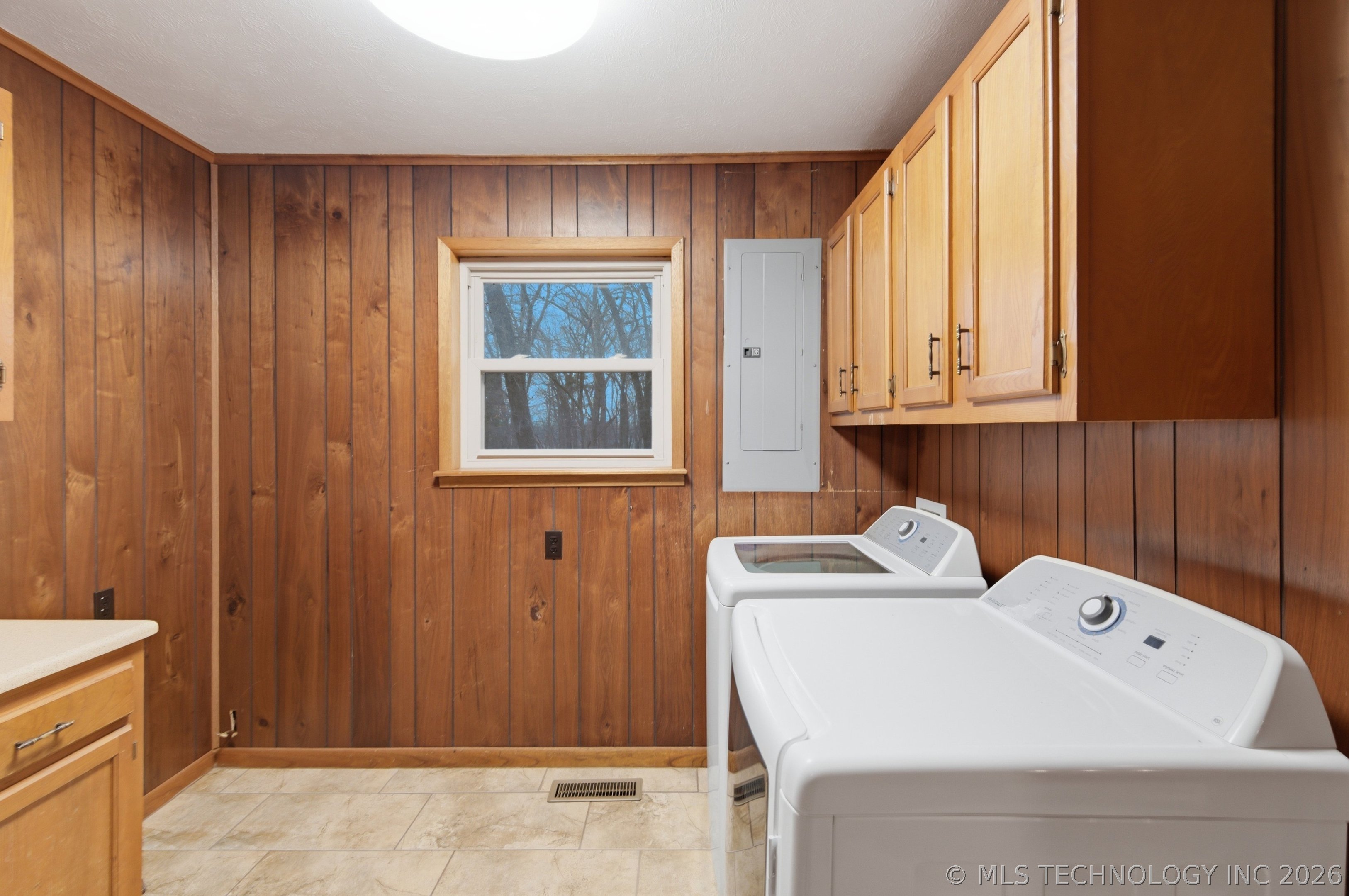 1561 63rd Street Property Photo 25