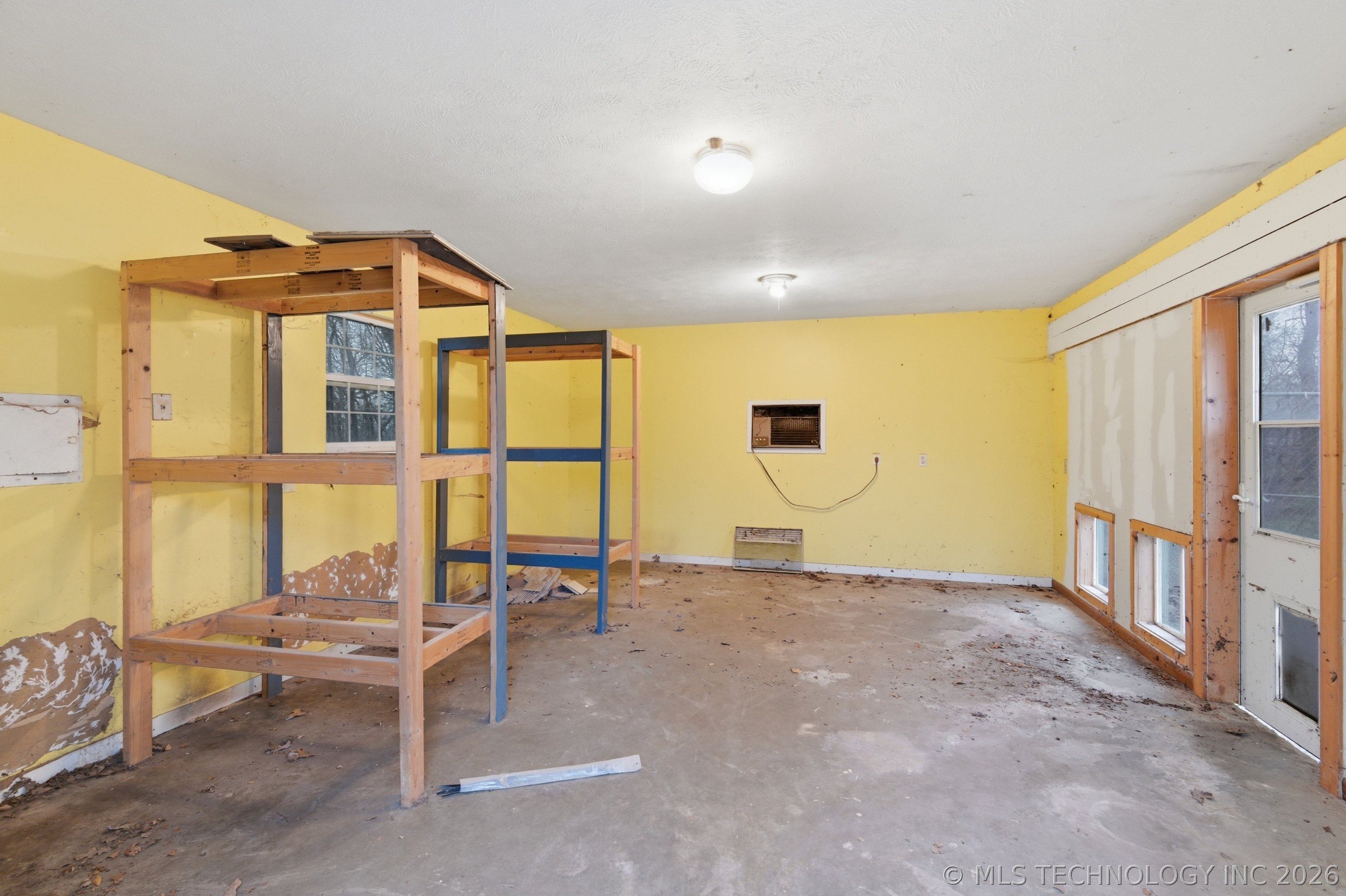 1561 63rd Street Property Photo 30