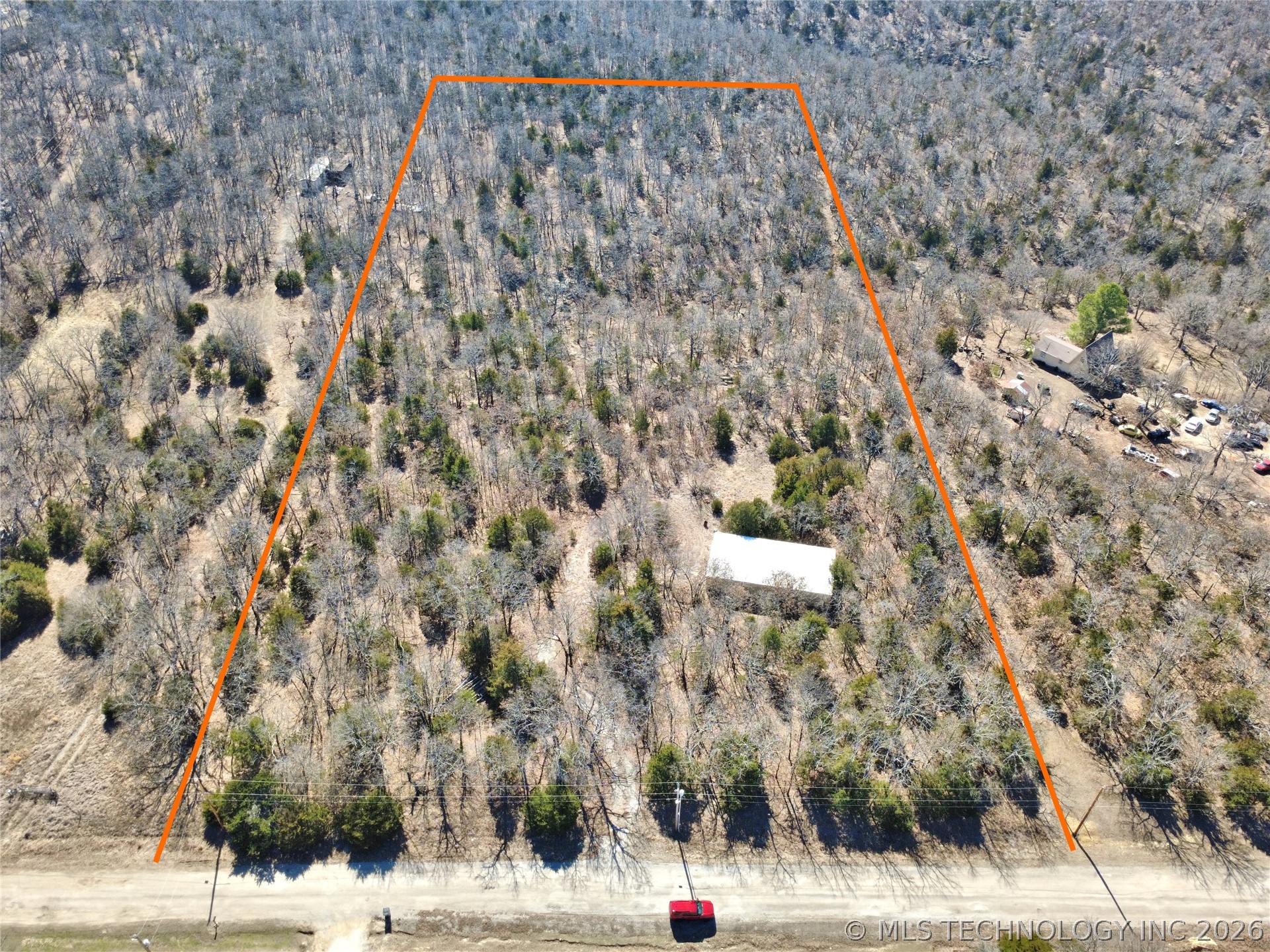 83 Seneca Drive Property Photo 8