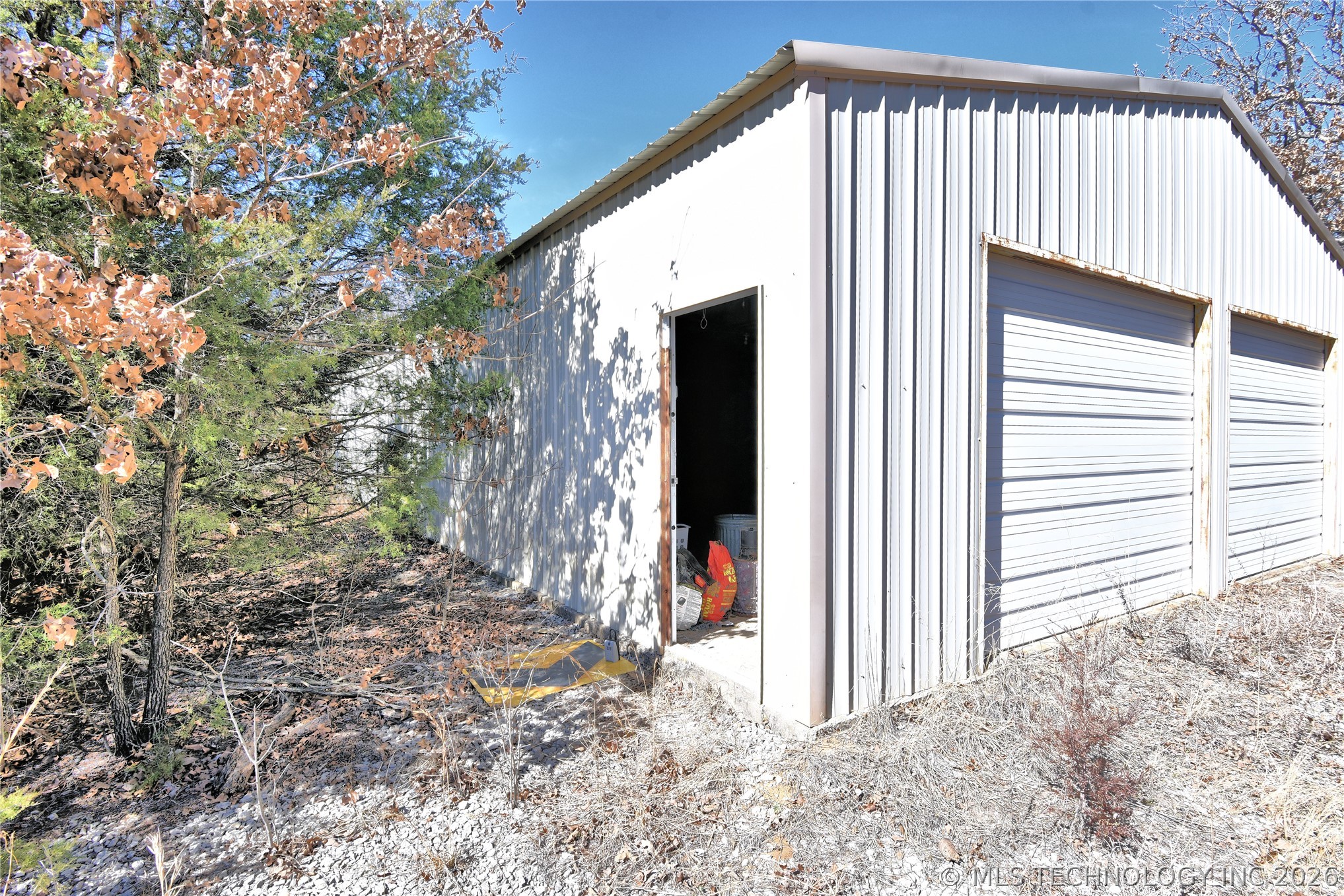 83 Seneca Drive Property Photo 28