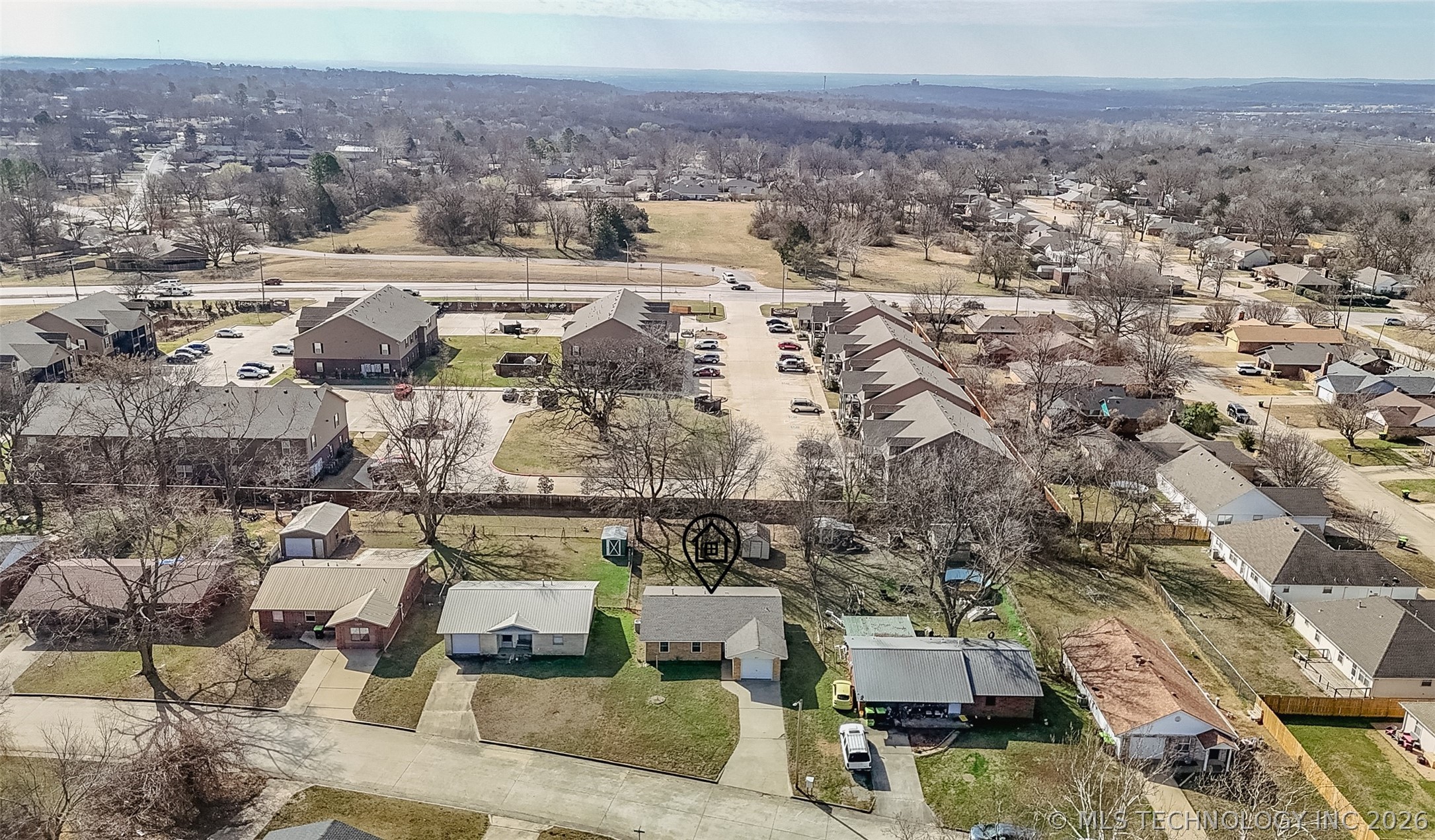 2217 E Meandering Way Property Photo 34