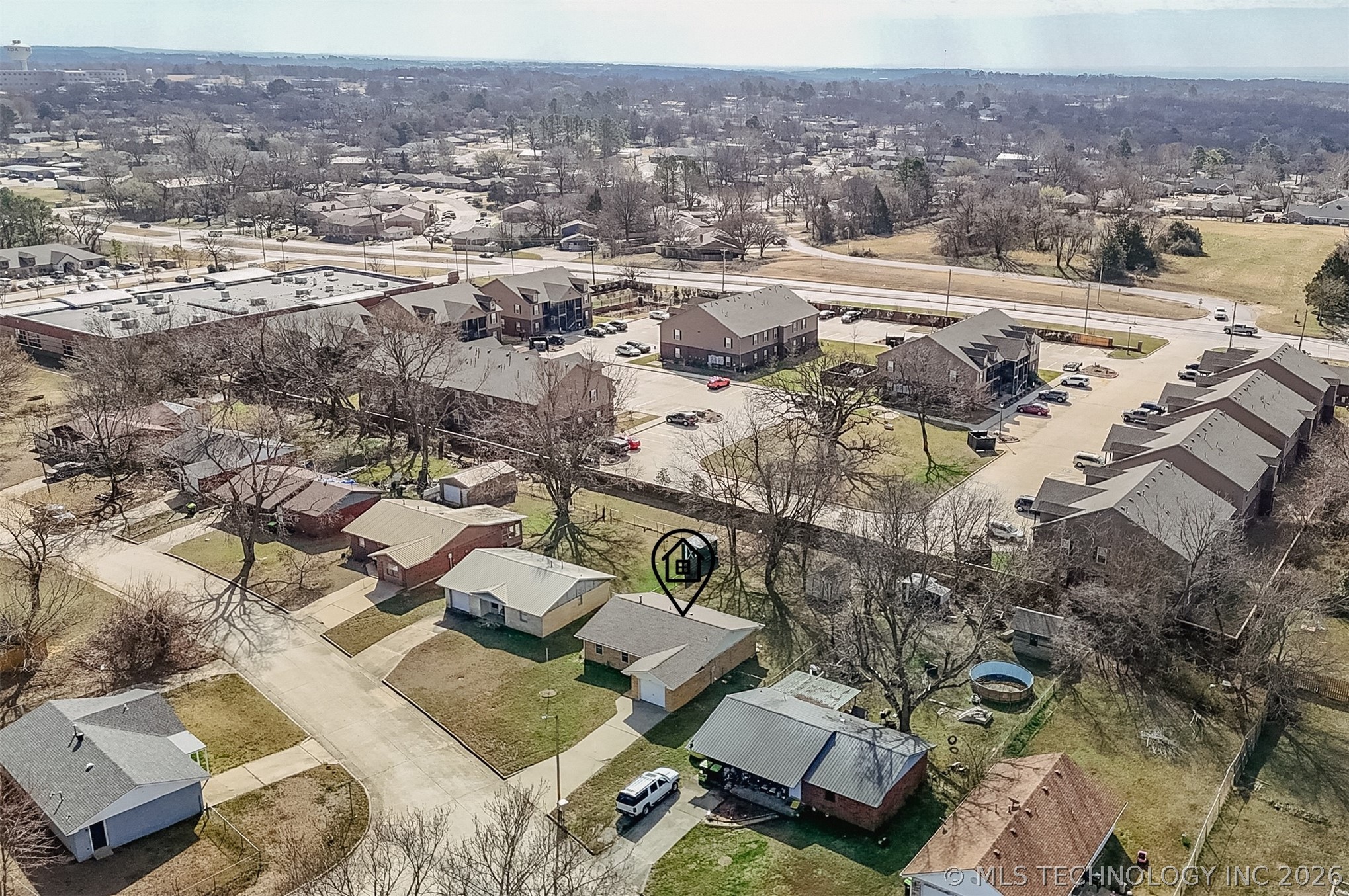 2217 E Meandering Way Property Photo 35