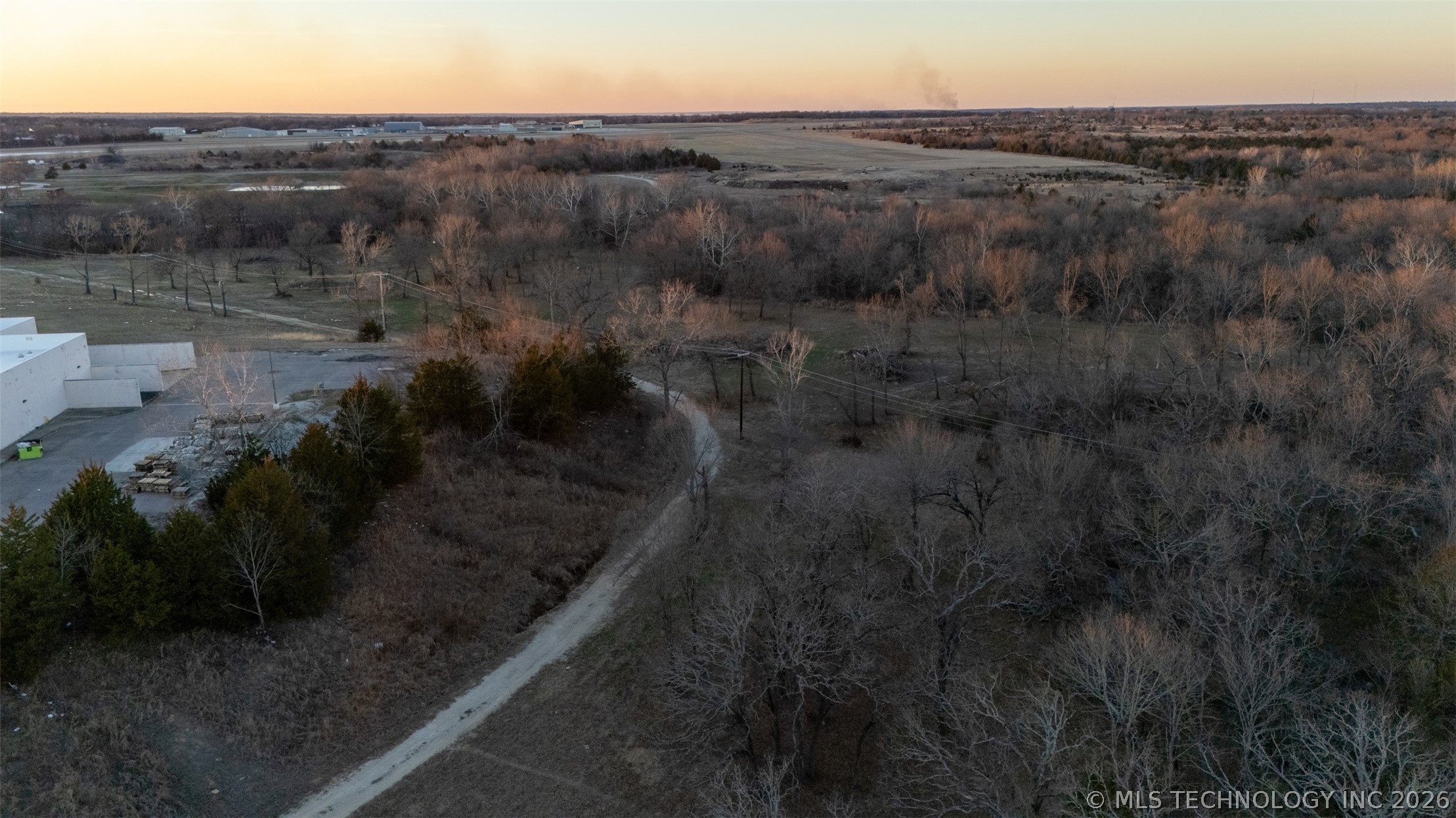 1200 Lonnie Abbott Boulevard Property Photo 12