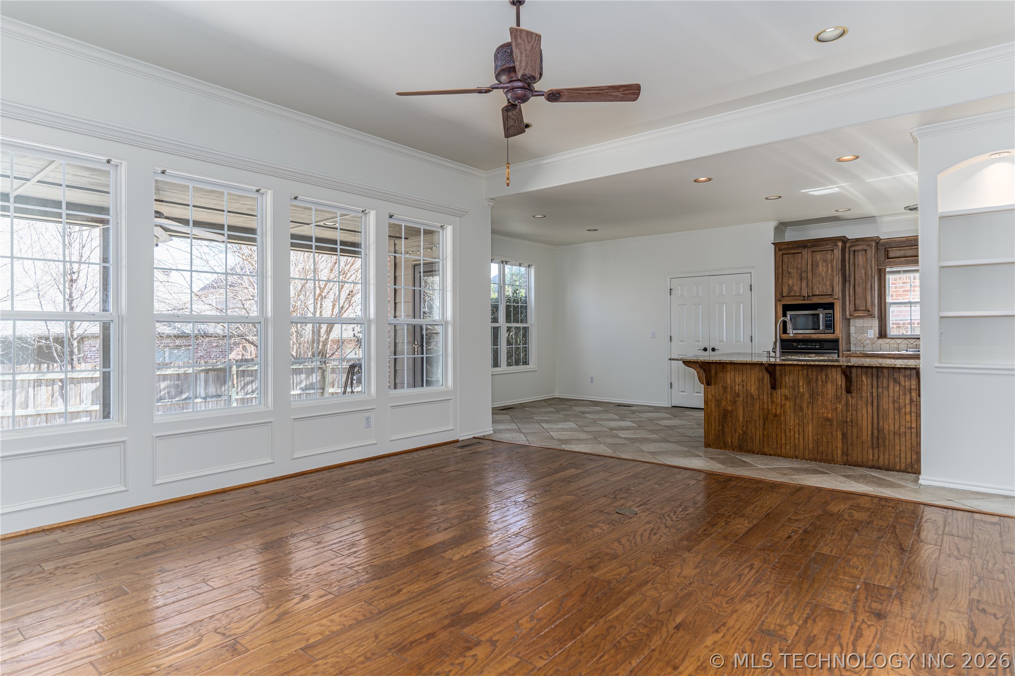 8303 S 69th East Avenue Property Photo 6