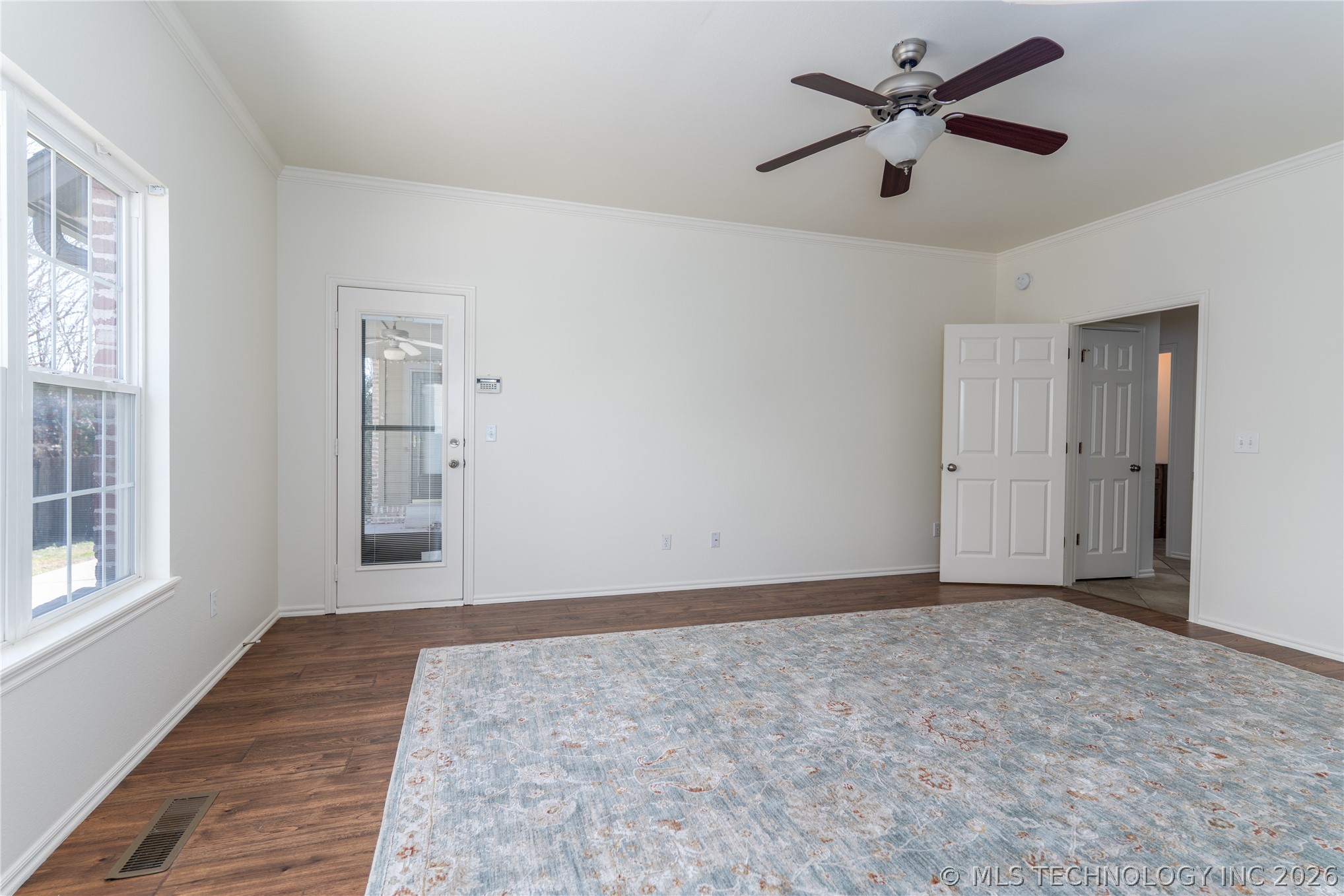 8303 S 69th East Avenue Property Photo 16