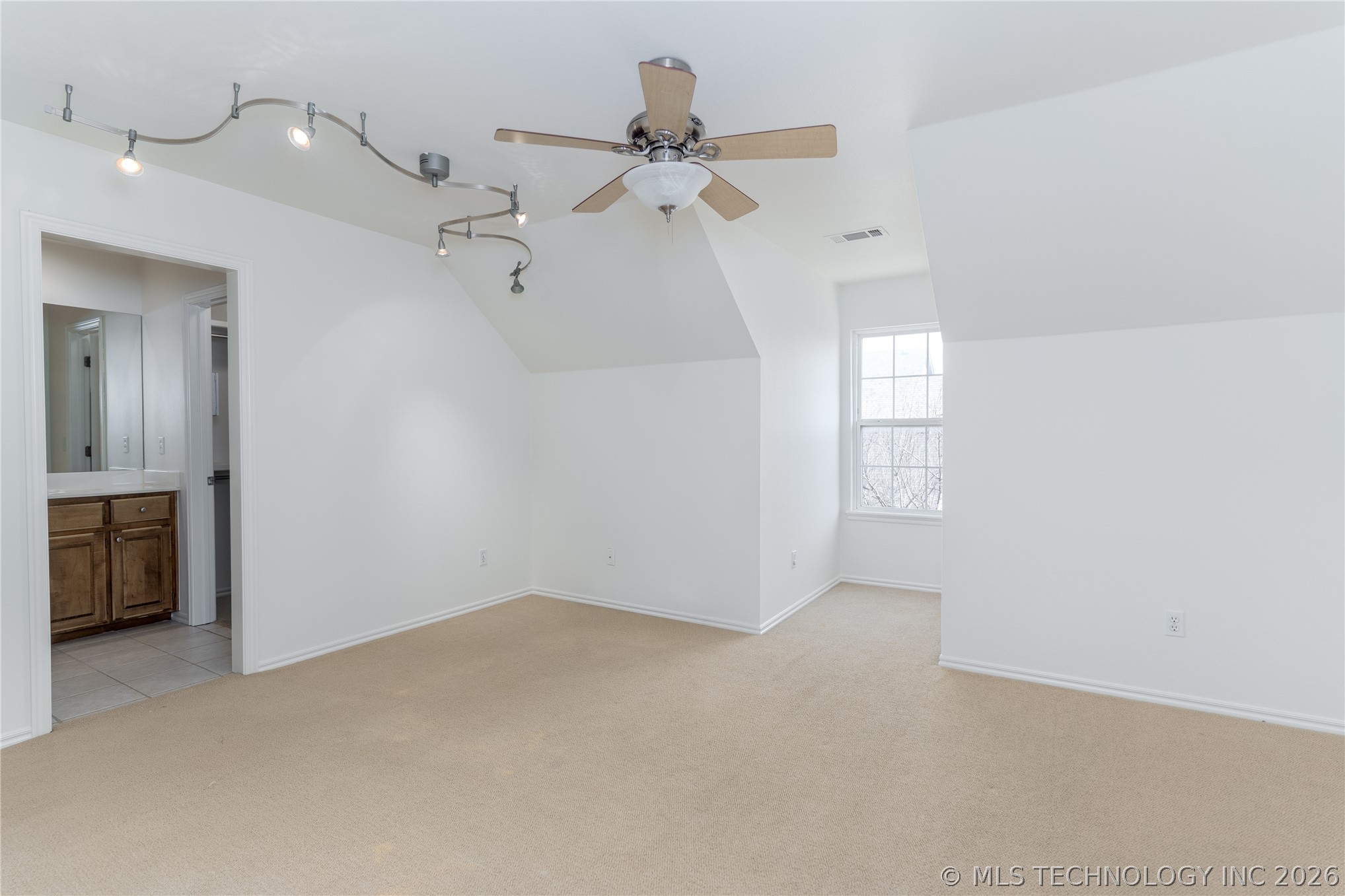 8303 S 69th East Avenue Property Photo 27