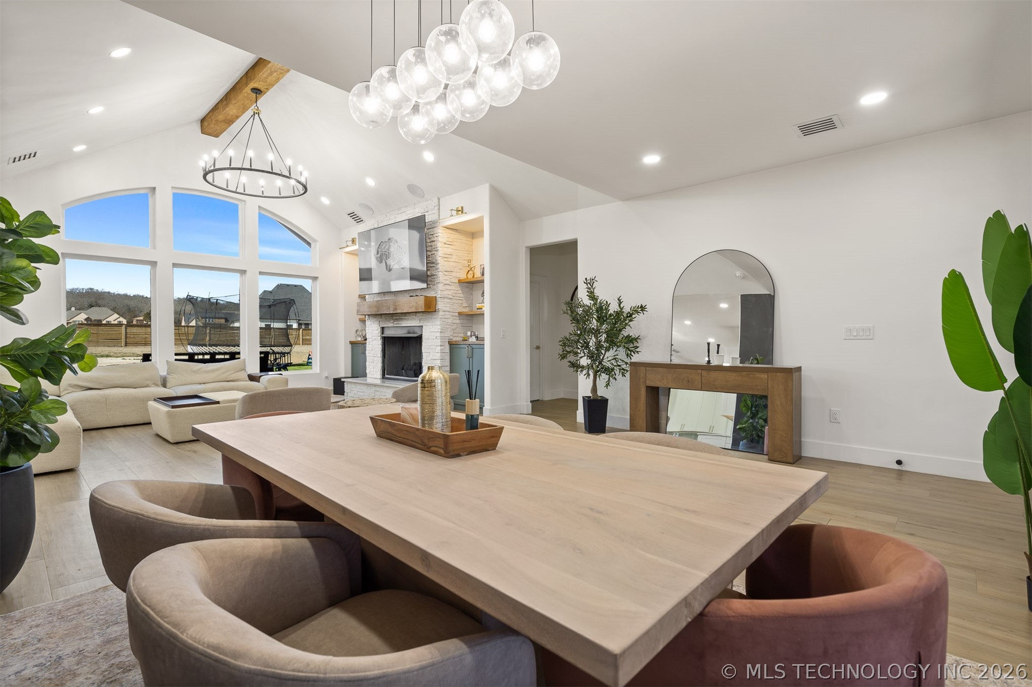 456 Tuscan Road E Property Photo 11