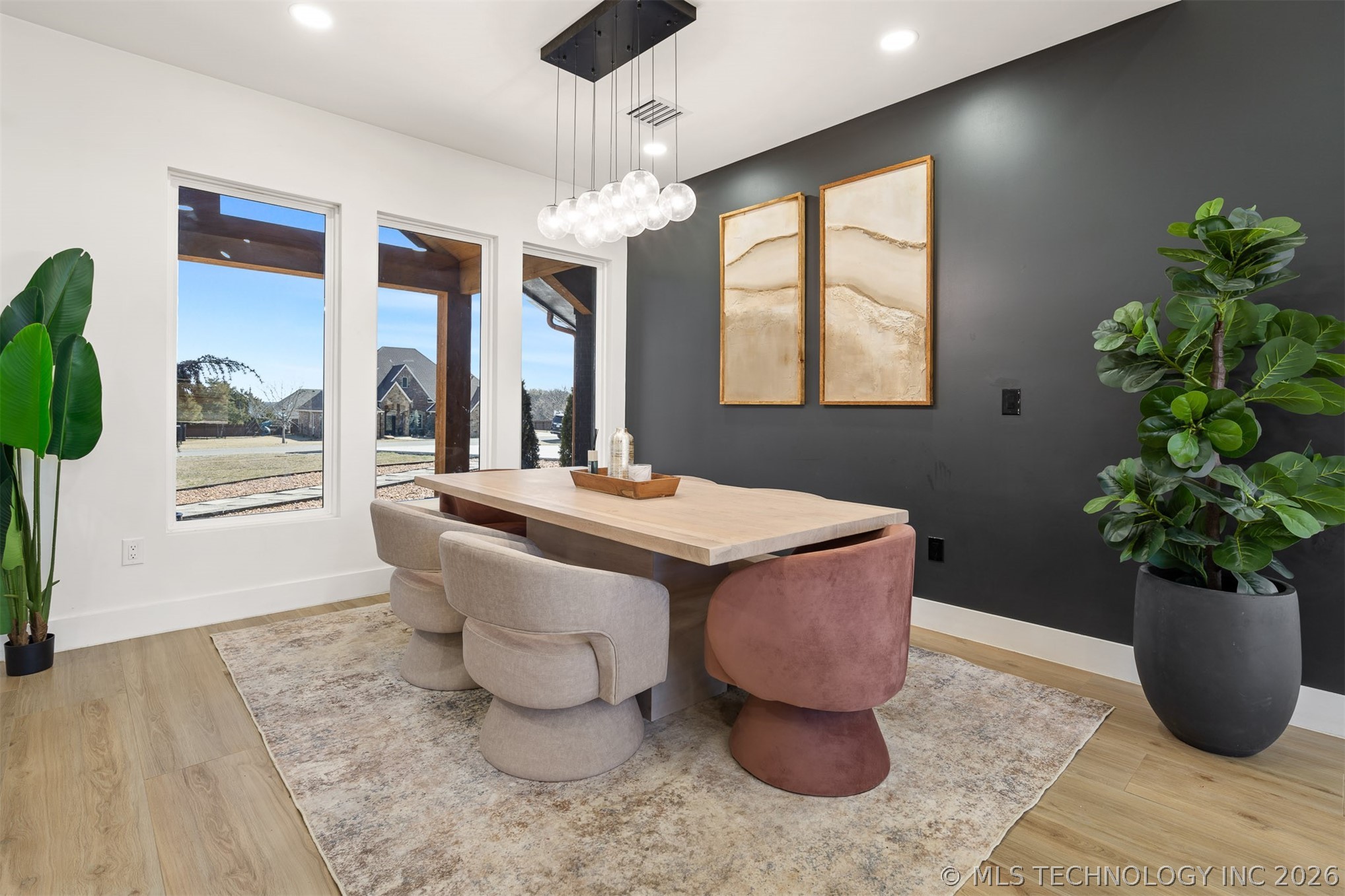 456 Tuscan Road E Property Photo 15
