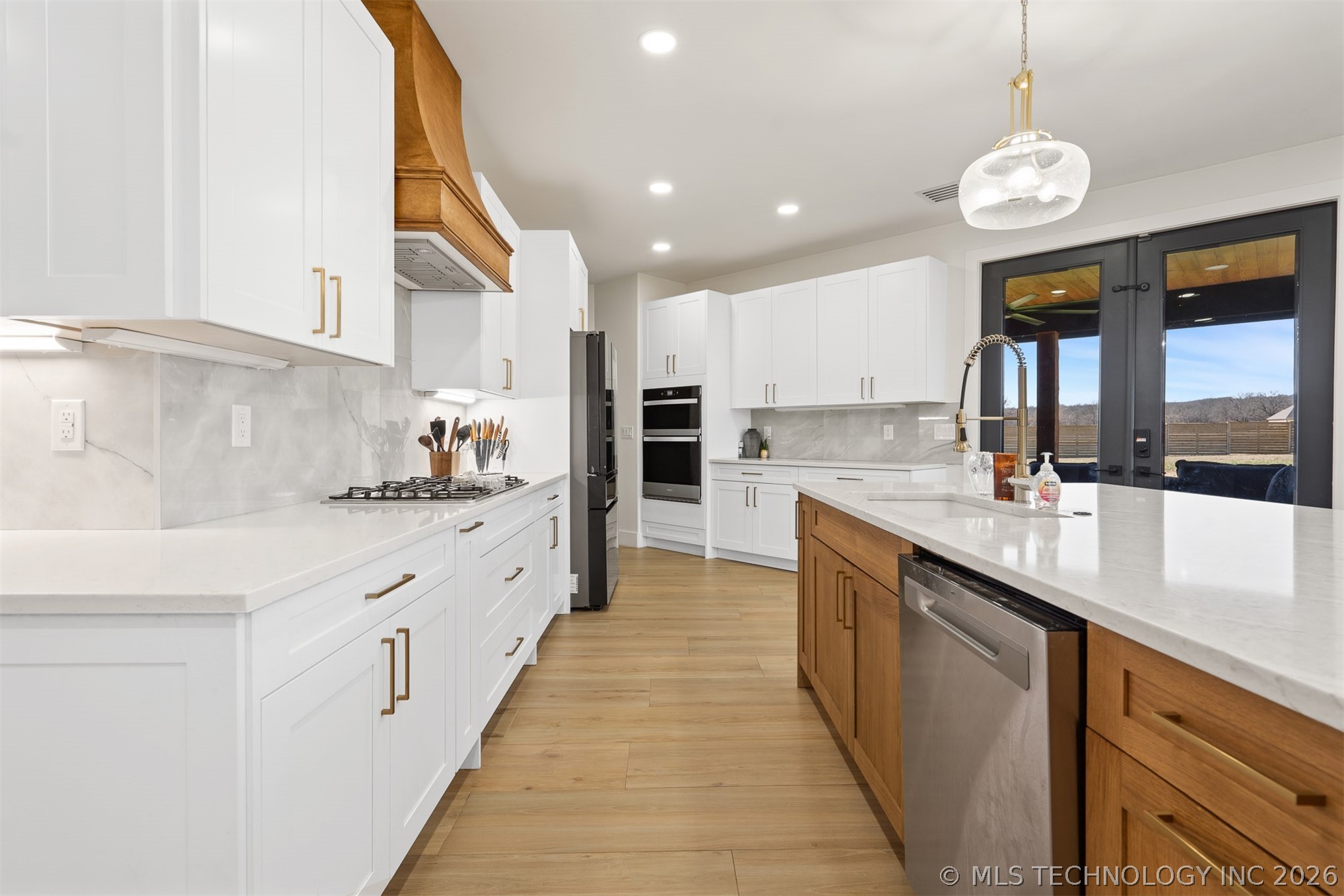 456 Tuscan Road E Property Photo 20