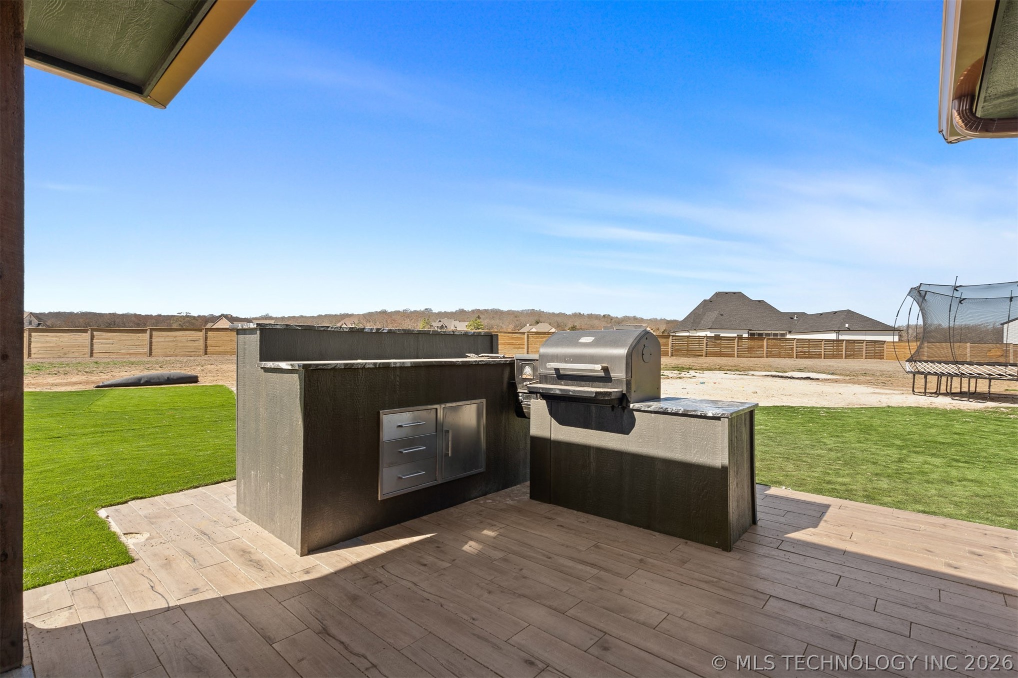 456 Tuscan Road E Property Photo 51