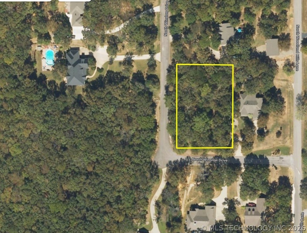 16884 N Winslow Drive Property Photo 4