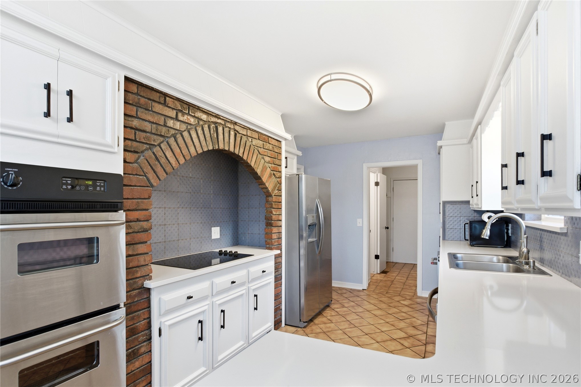 3111 E 78th Place Property Photo 15