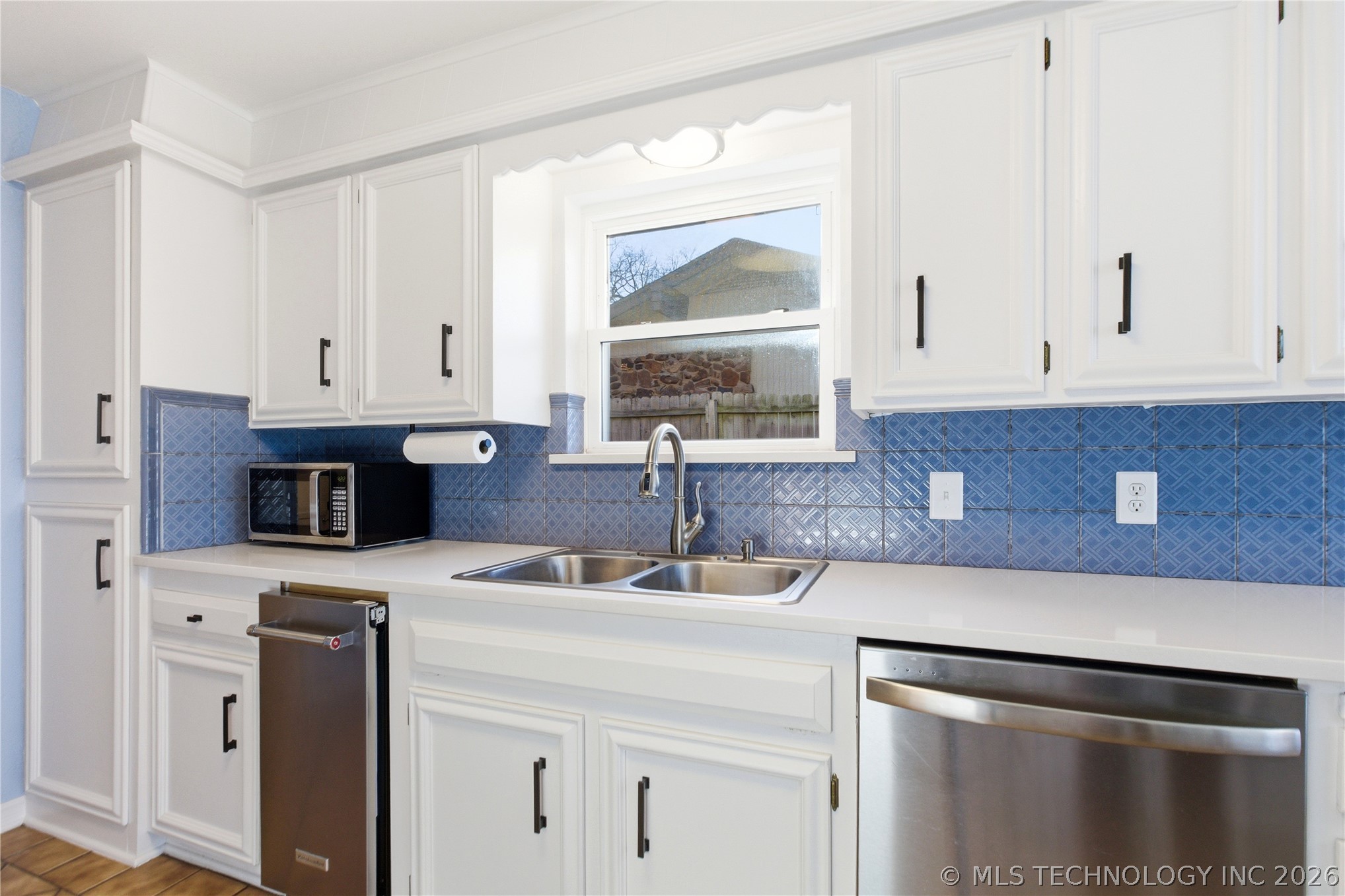 3111 E 78th Place Property Photo 17