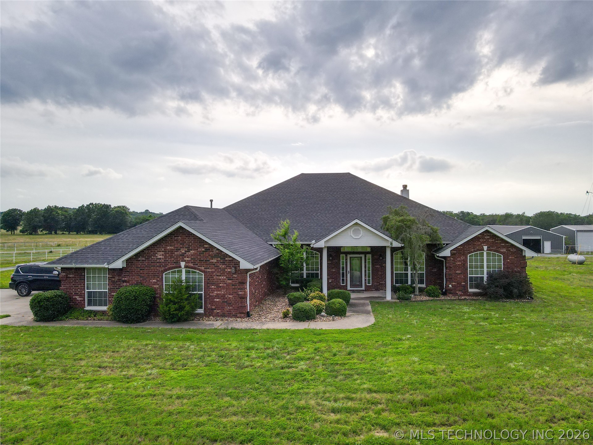 2544 Shuman Property Photo 1