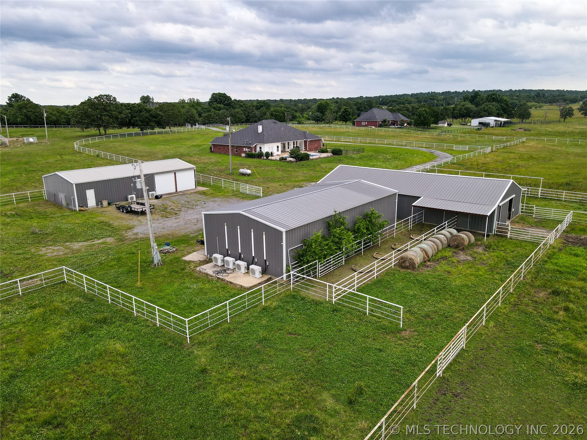 2544 Shuman Property Photo 6