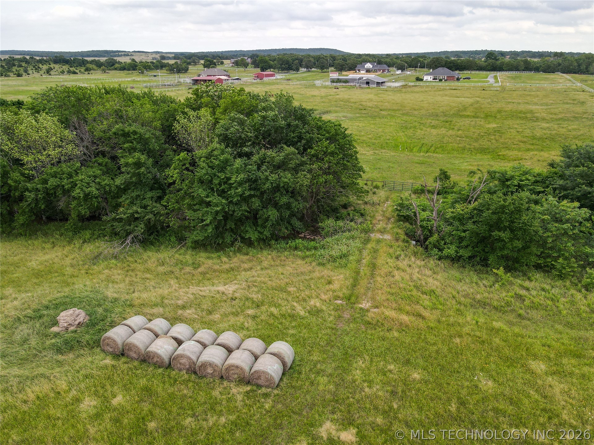 2544 Shuman Property Photo 8