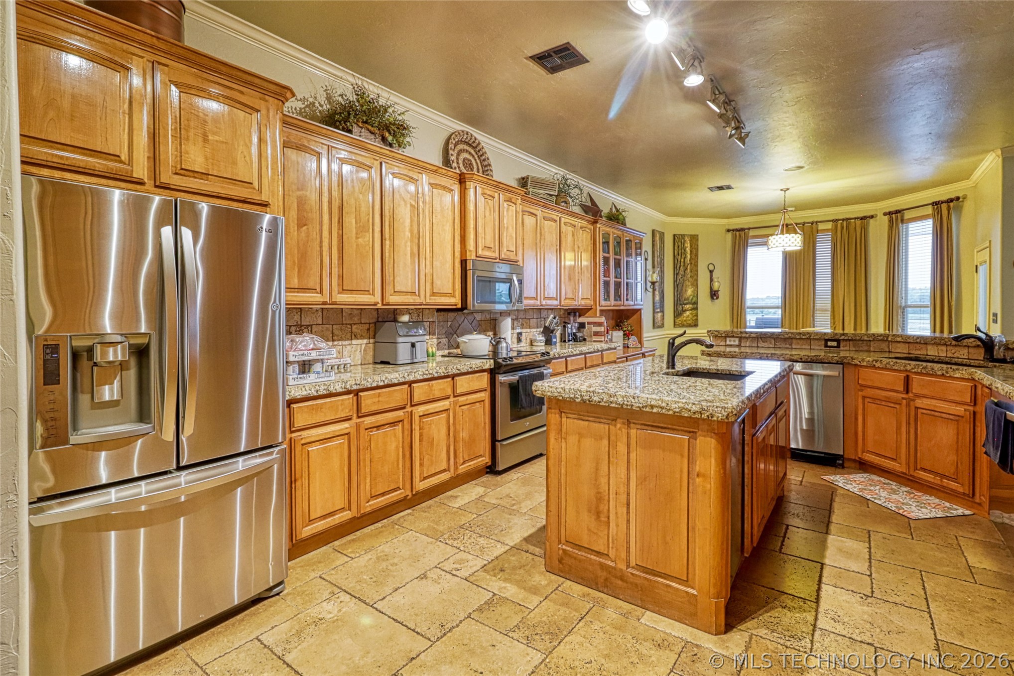 2544 Shuman Property Photo 10