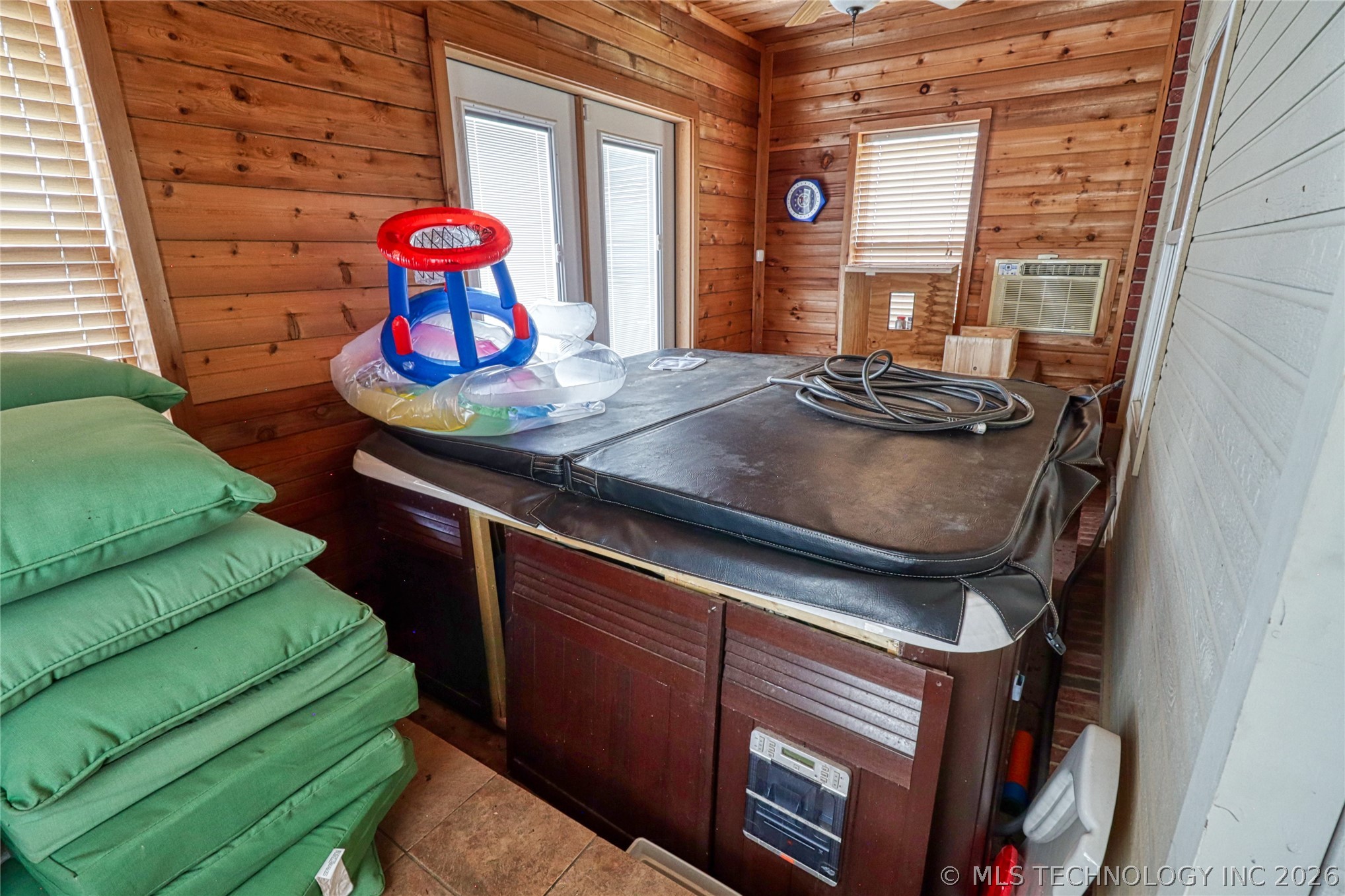 2544 Shuman Property Photo 34