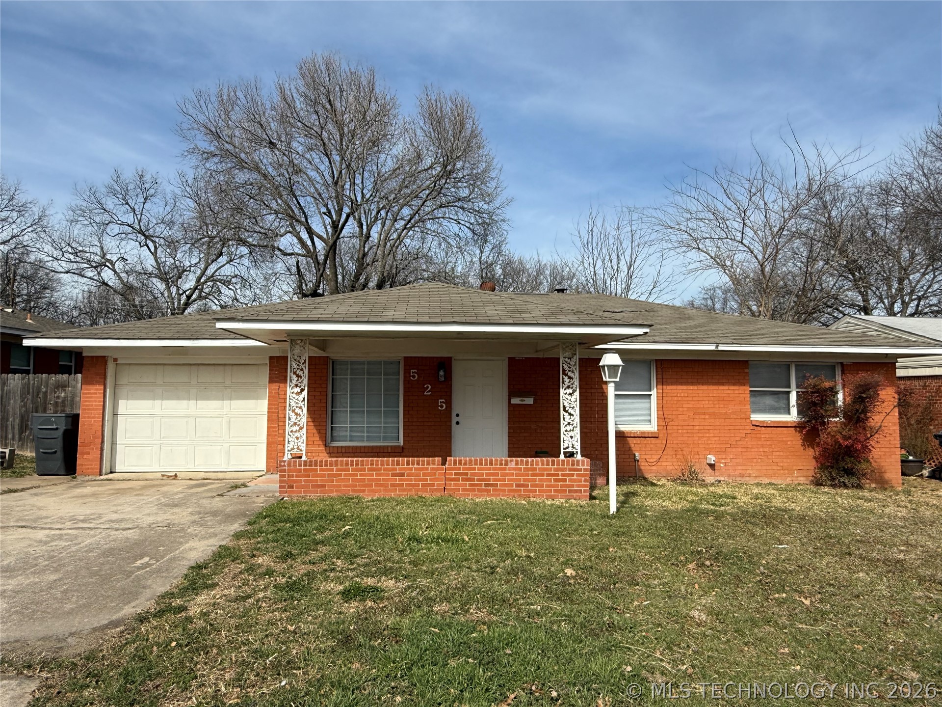 525 Cottonwood Property Photo 1